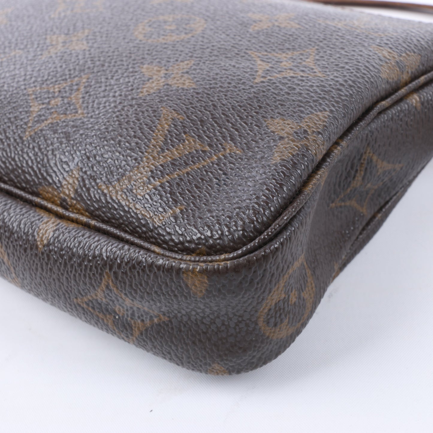 Louis Vuitton Monogram Canvas Pochette Accessoire Handbag M51980