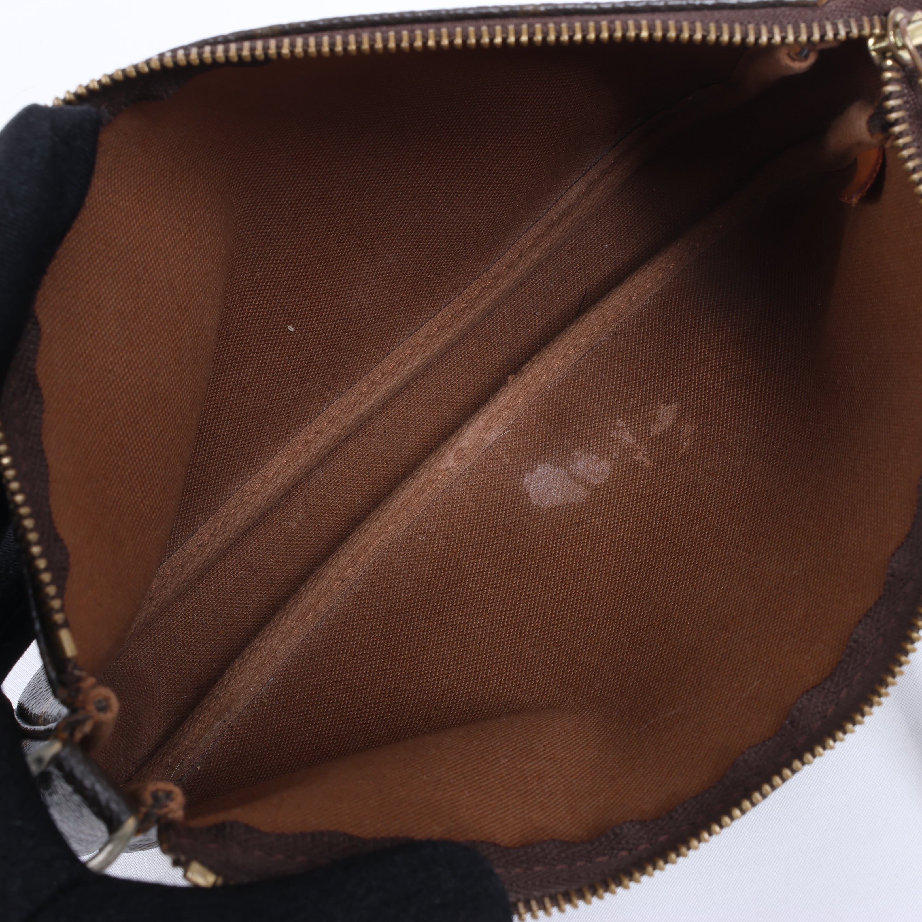 Louis Vuitton Monogram Canvas Pochette Accessoire Handbag M51980