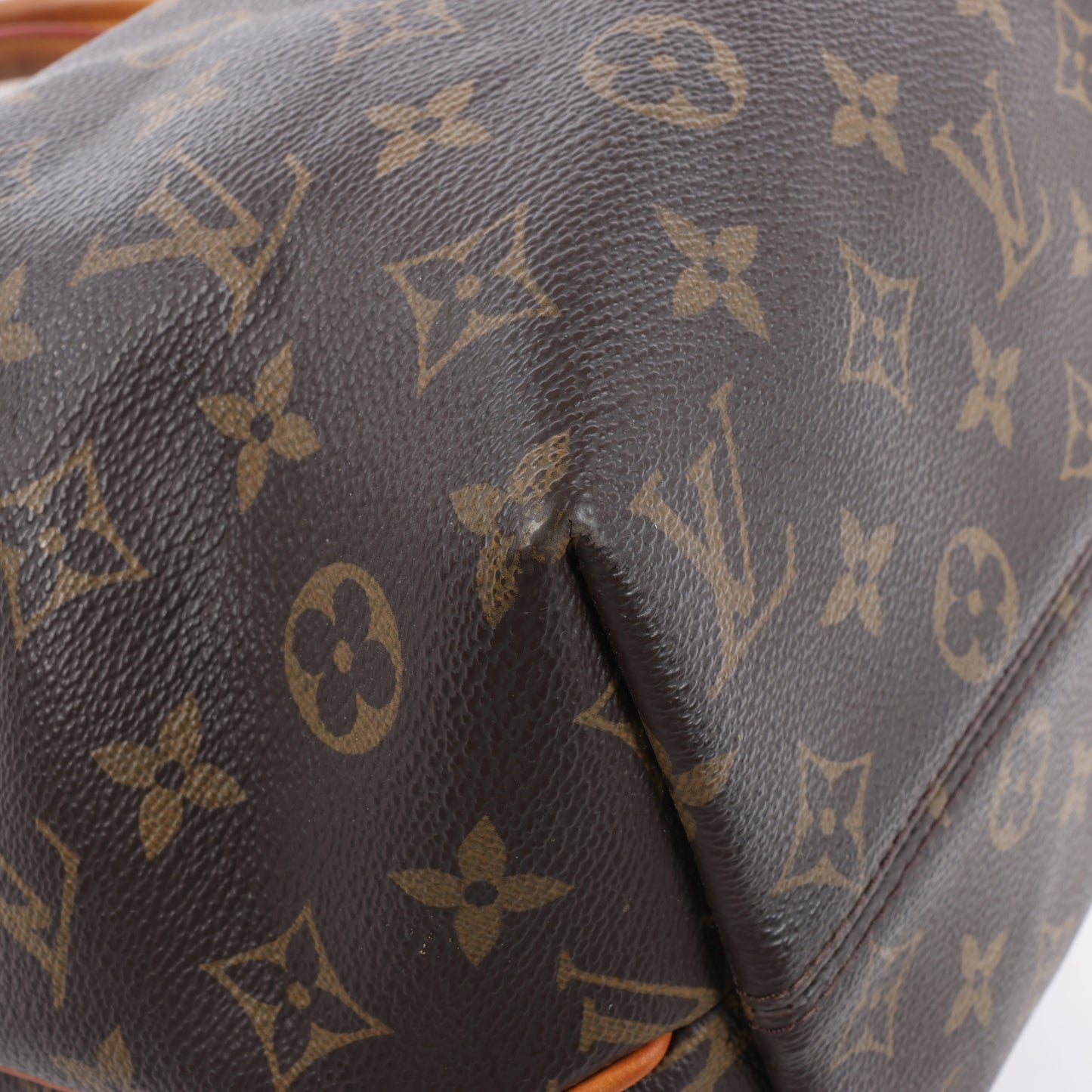 Louis Vuitton Monogram Turenne MM Handbag M48814