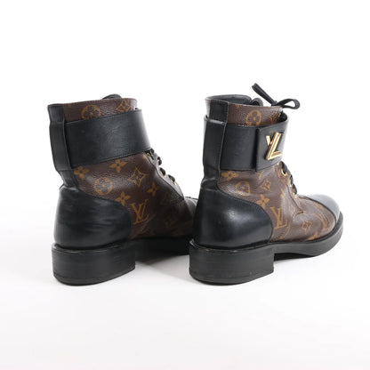 Louis Vuitton Monogram Wonderland Flat Ranger Ankle Boots in Black, Size 39 EU