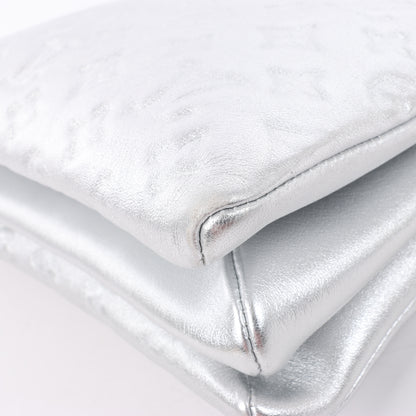 Sac à bandoulière Louis Vuitton Coussin PM double sens Monogram embossé argent M57913