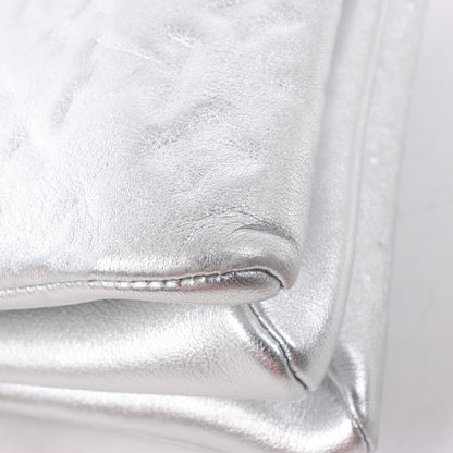 Sac à bandoulière Louis Vuitton Coussin PM double sens Monogram embossé argent M57913