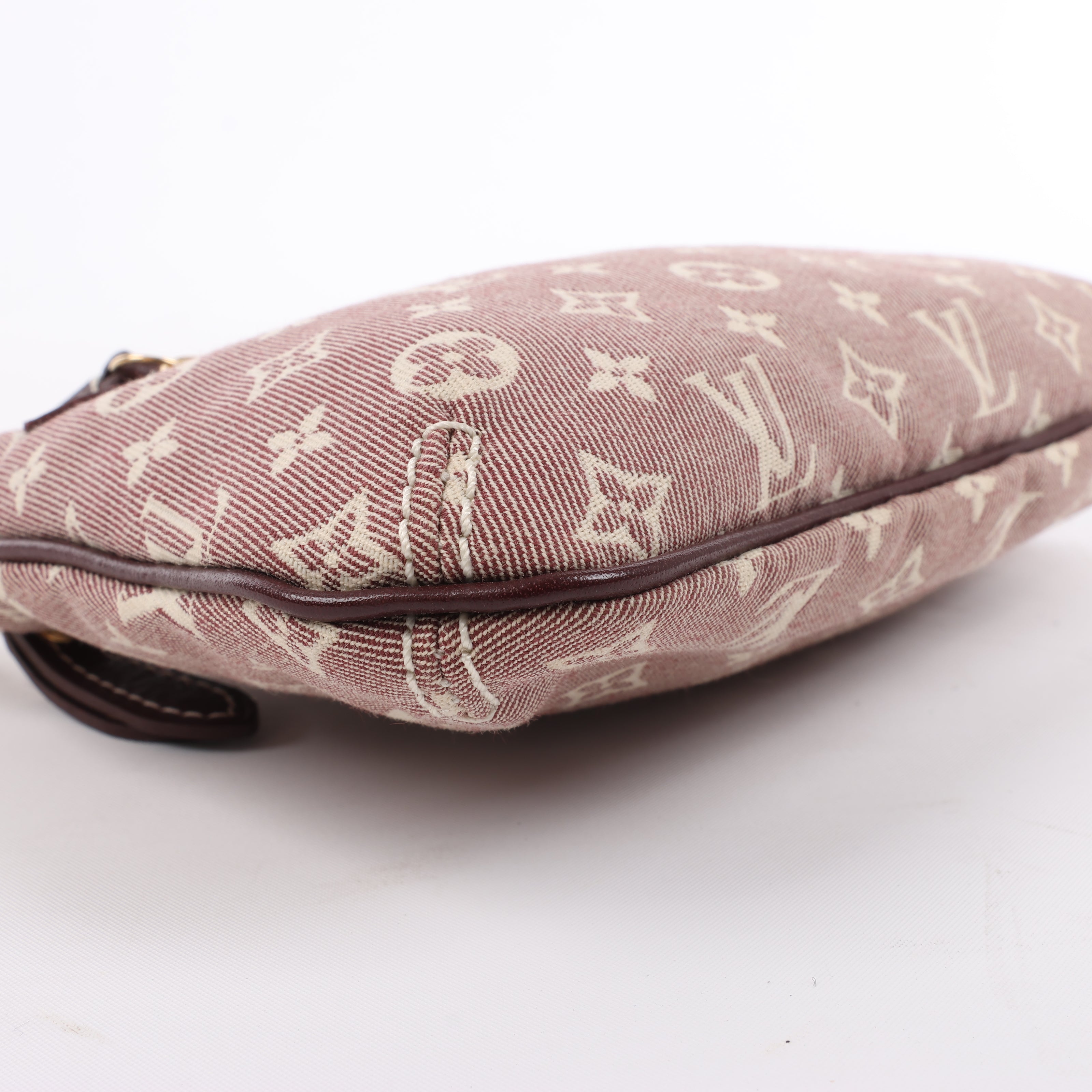 Louis Vuitton Monogram Idylle Mini Pochette Accessoire Handbag M62999