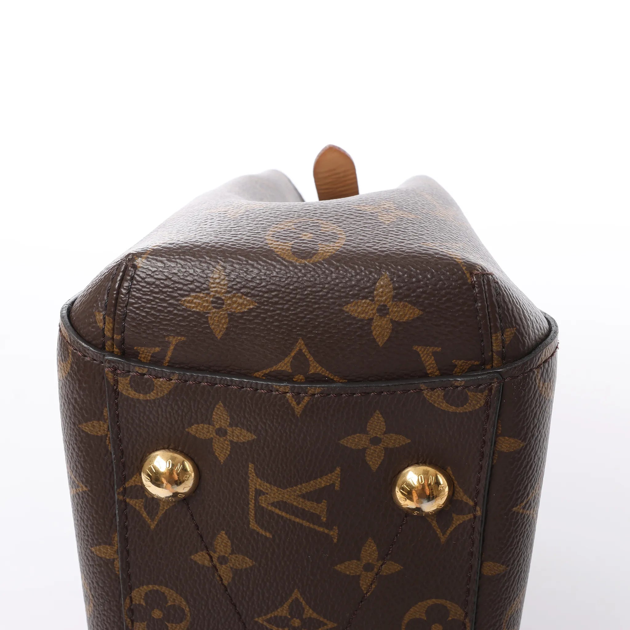 Louis Vuitton Montaigne BB Monogram Canvas Handbag in Brown M41055