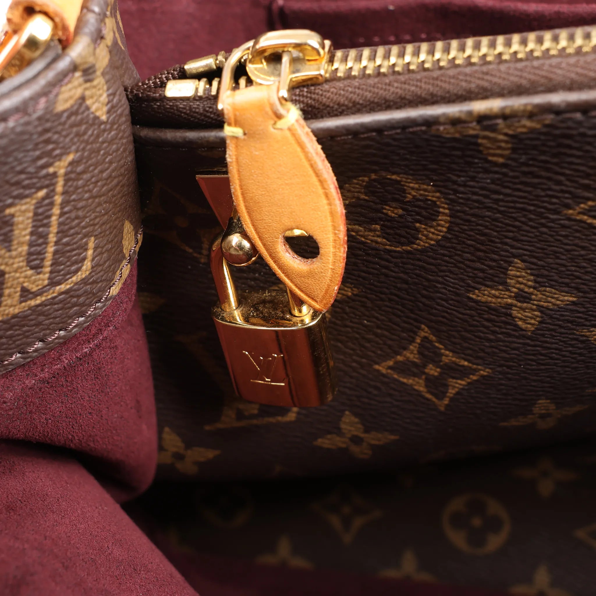 Louis Vuitton Monogram Montaigne GM 2Way Handbag M41067
