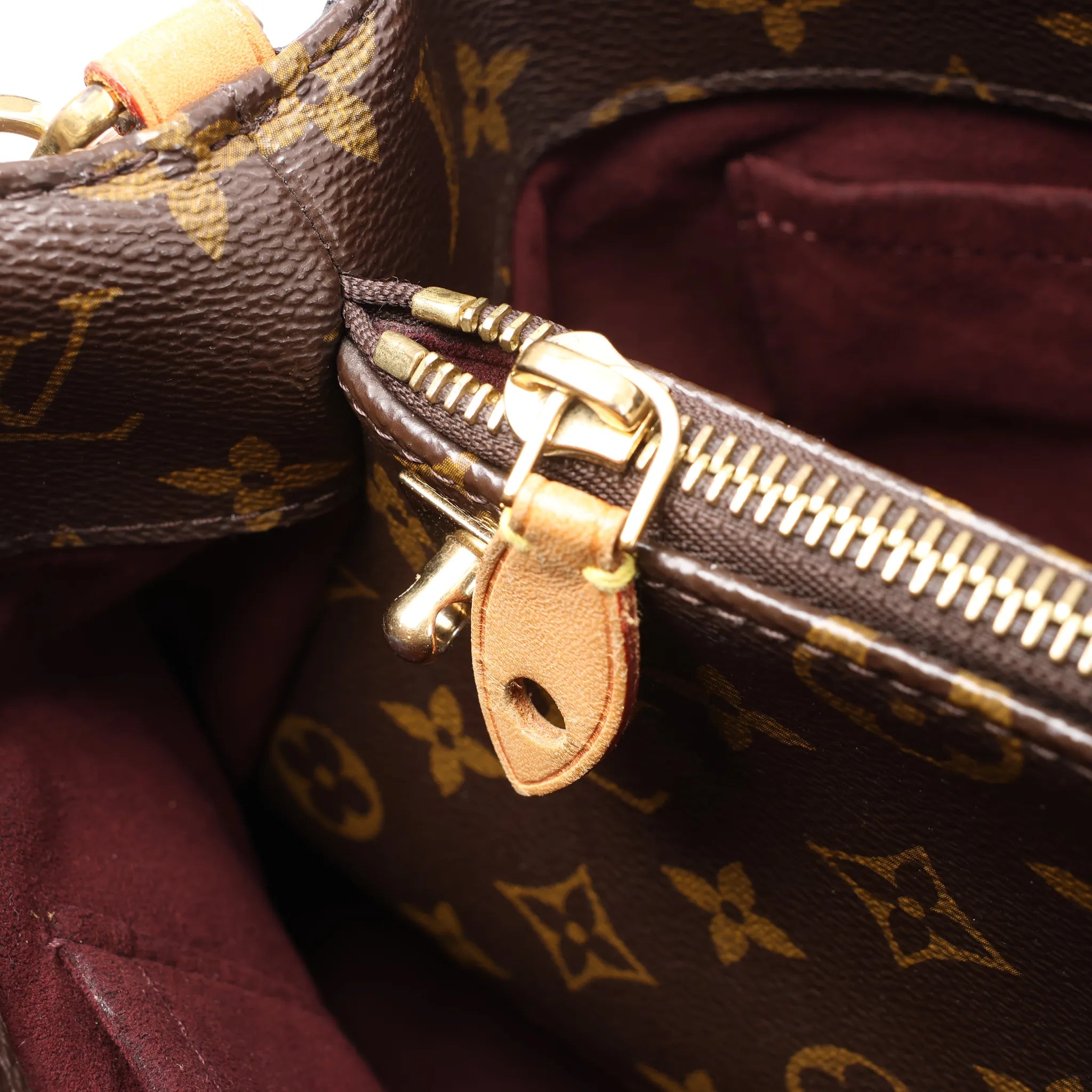 Louis Vuitton Montaigne MM Monogram Canvas 2Way Handbag in Brown M41056