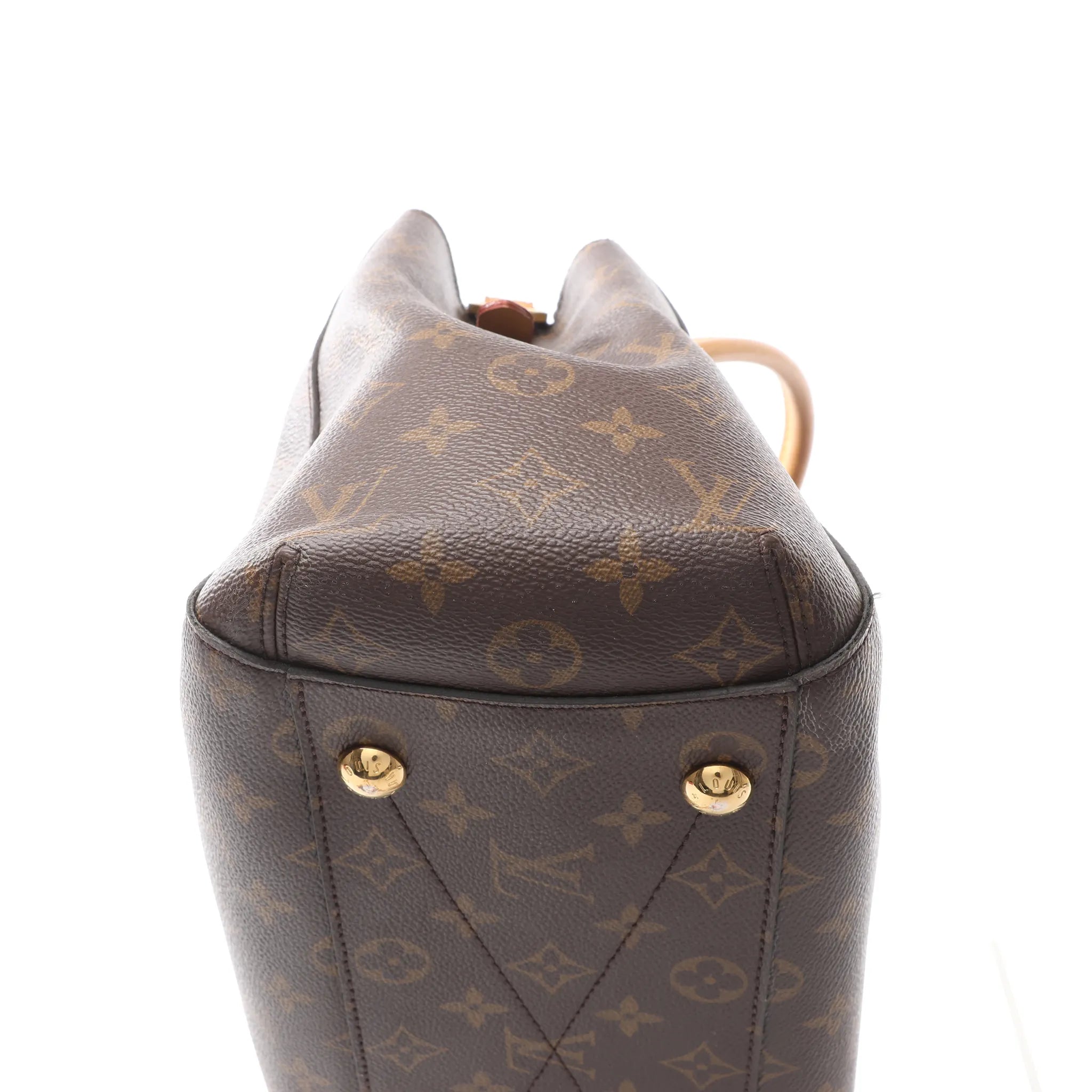 Louis Vuitton Montaigne MM Monogram Canvas Handbag in Brown M41056