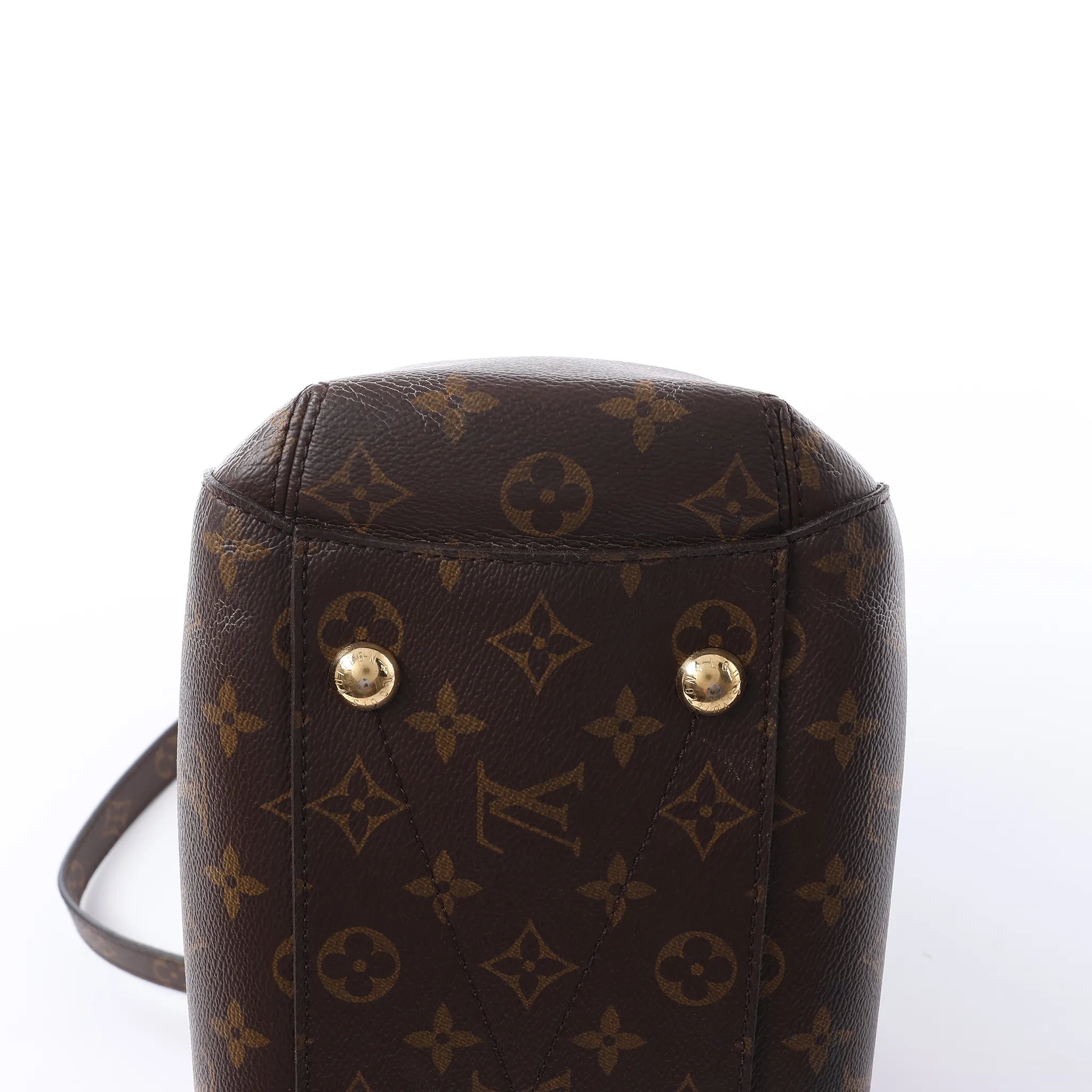 Louis Vuitton Montaigne MM Monogram Canvas 2Way Handbag in Brown M41056