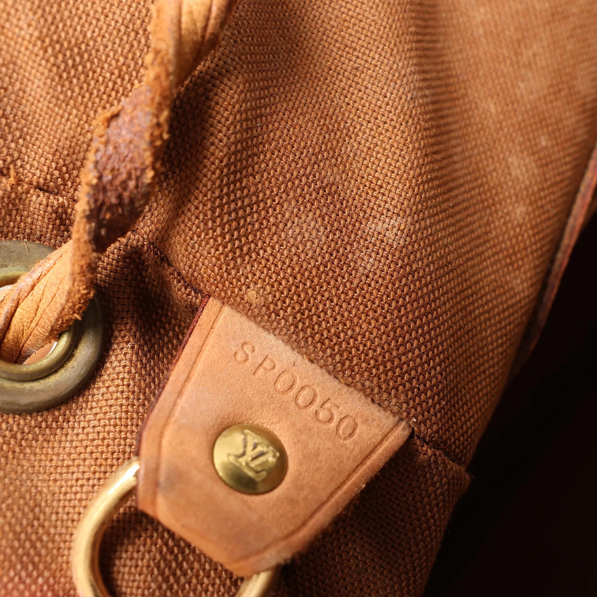 Louis Vuitton Montsouris MM Monogram Canvas Vintage Backpack in Brown M51136