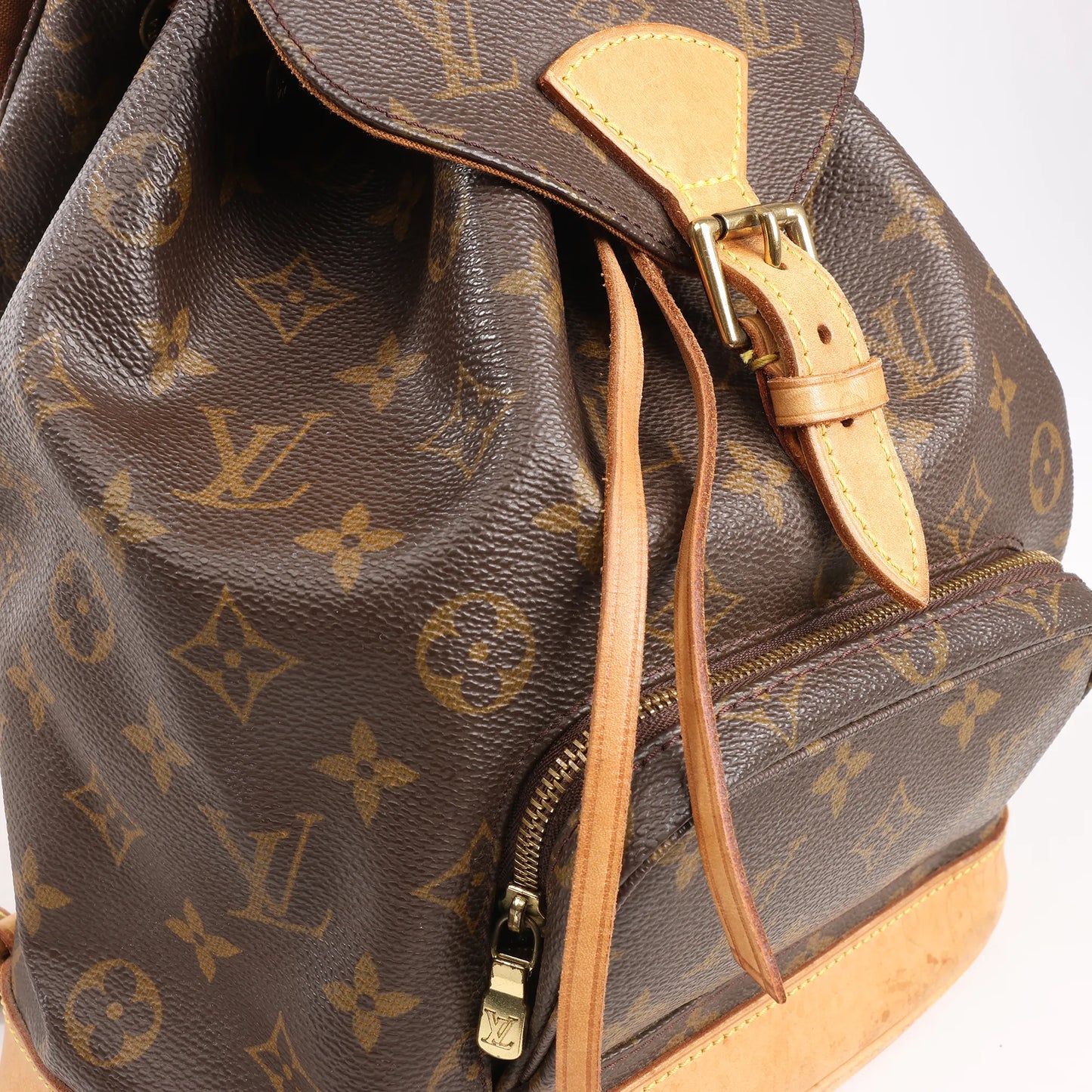 Louis Vuitton Montsouris MM Monogram Canvas Vintage Backpack in Brown M51136