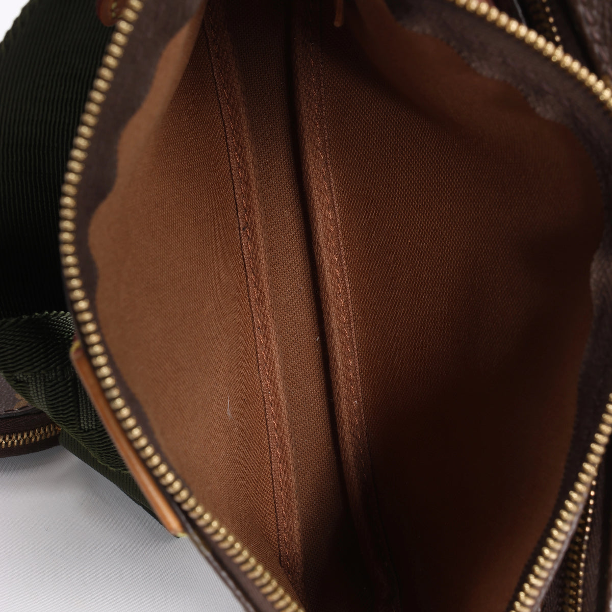 Louis Vuitton Multi Pochette Accessoires Monogram Crossbody Bag in Brown M44813