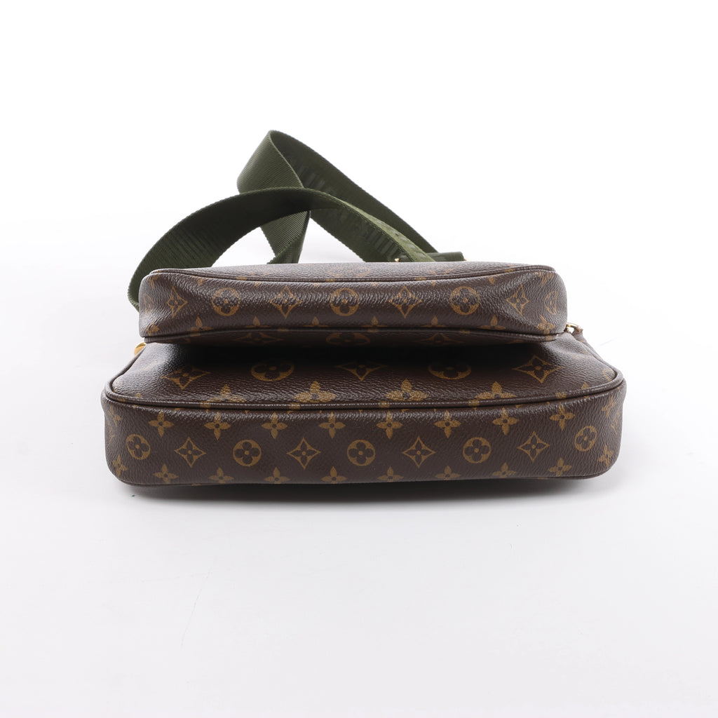 Louis Vuitton Multi Pochette Accessoires Monogram Crossbody Bag in Brown M44813