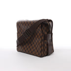 Bolso Bandolera Louis Vuitton Naviglio Damier Ebene en Marrón N45255