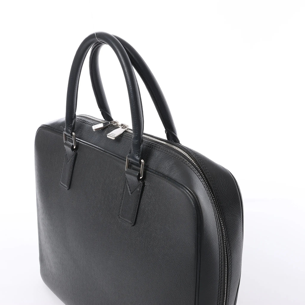 Louis Vuitton Neoigor Taiga Leather Handbag in Black M32782