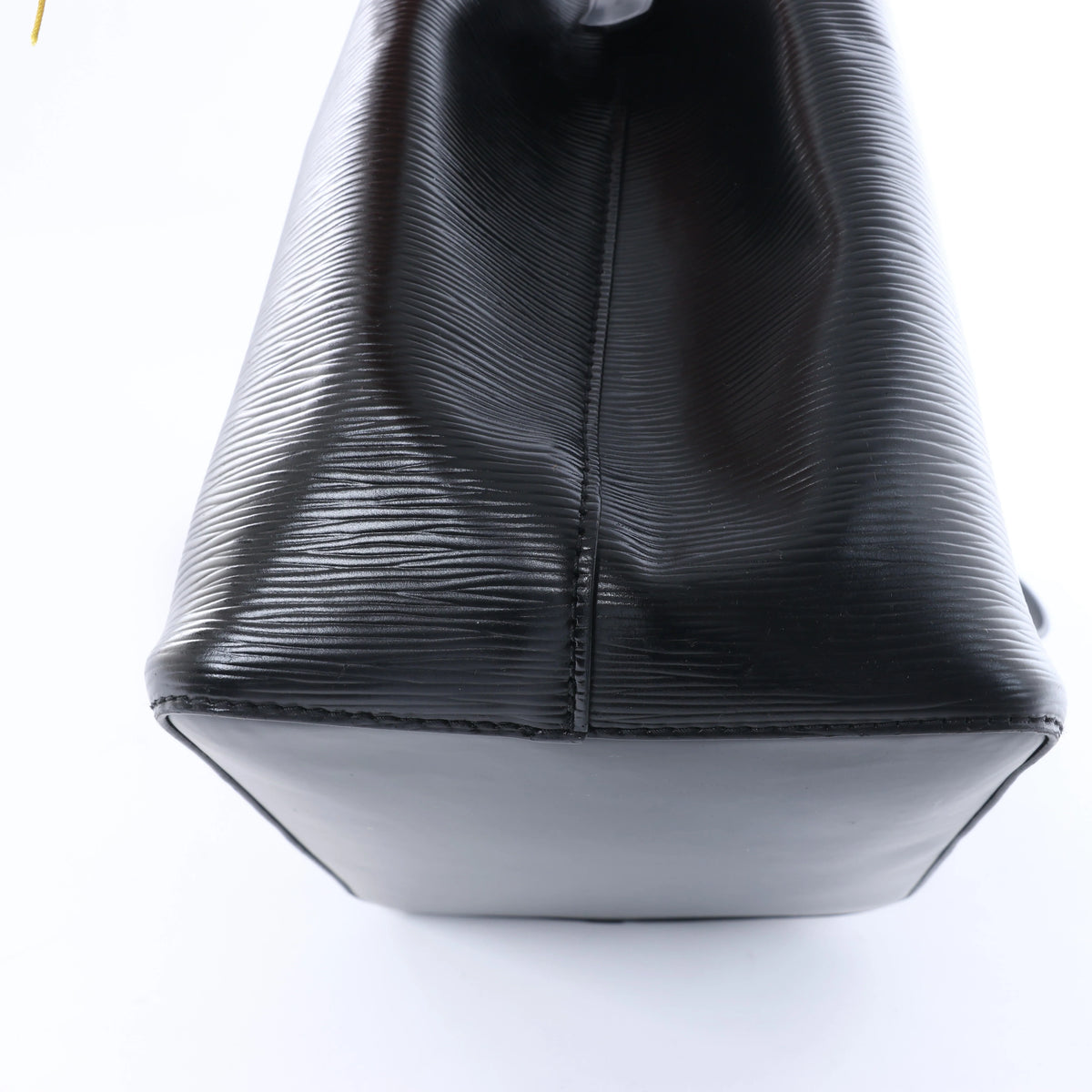 Louis Vuitton NeoNoe Epi Leather Shoulder Bag in Black M54366