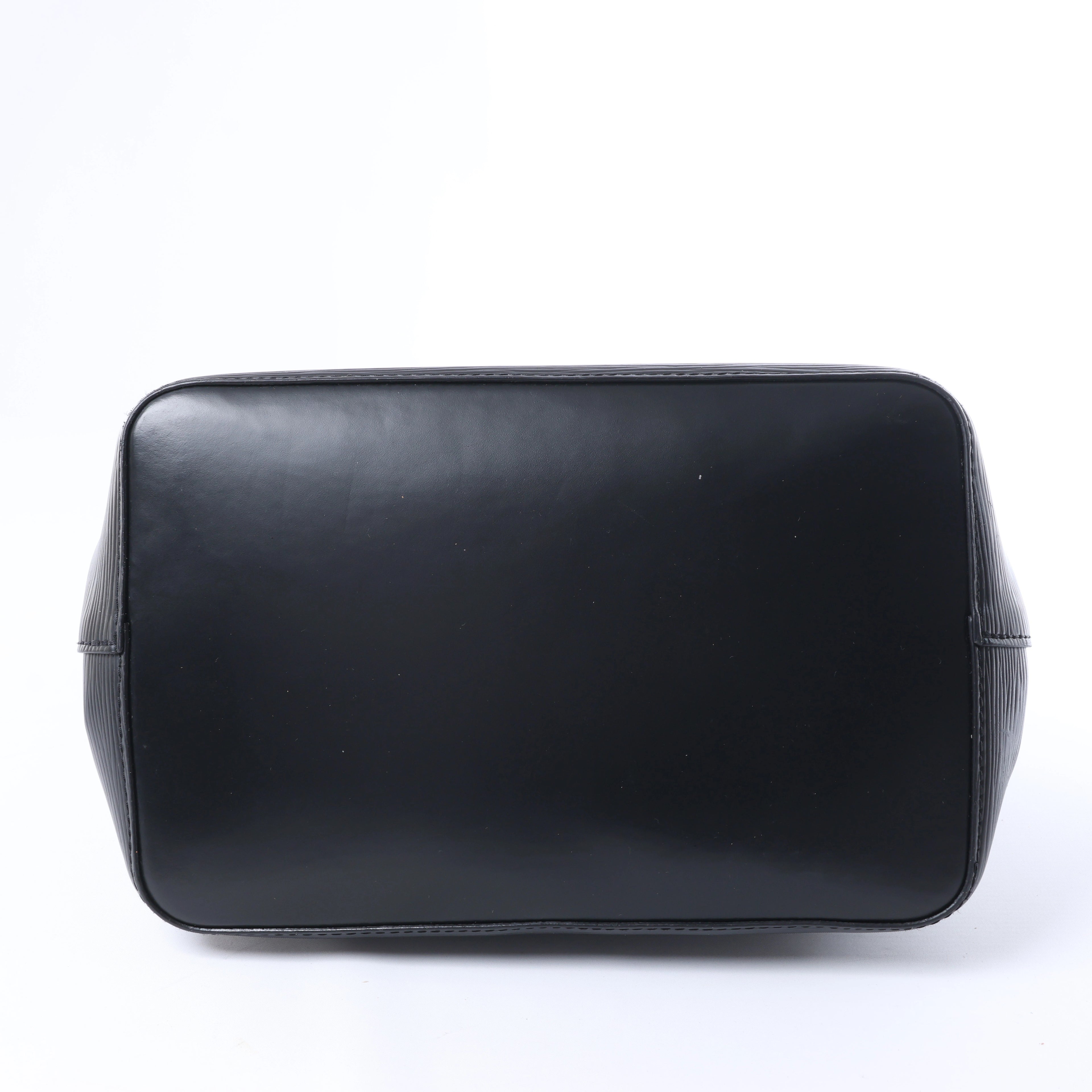 Louis Vuitton NeoNoe Epi Leather Shoulder Bag in Black M54366