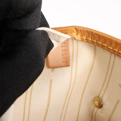 Louis Vuitton Damier Azur Neverfull MM Shoulder Bag in Beige N51107