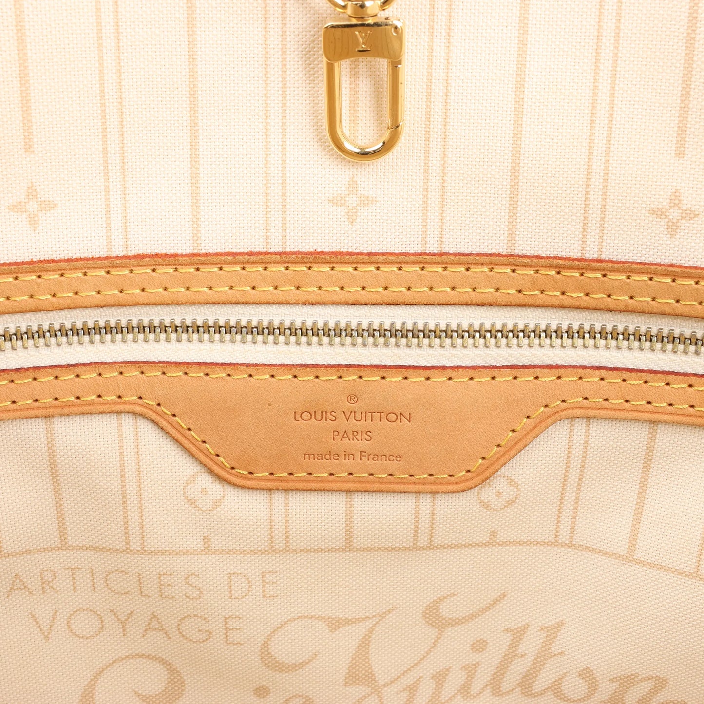 Louis Vuitton Damier Azur Neverfull MM Shoulder Bag in Beige N51107