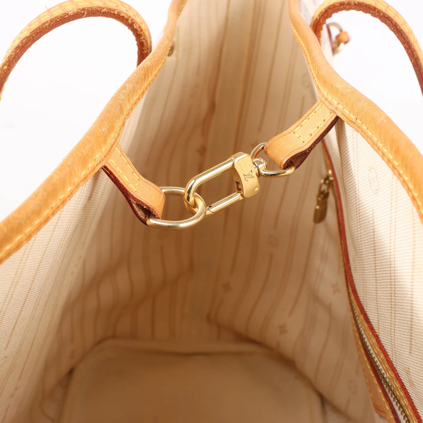 Louis Vuitton Damier Azur Neverfull MM Shoulder Bag in Beige N51107