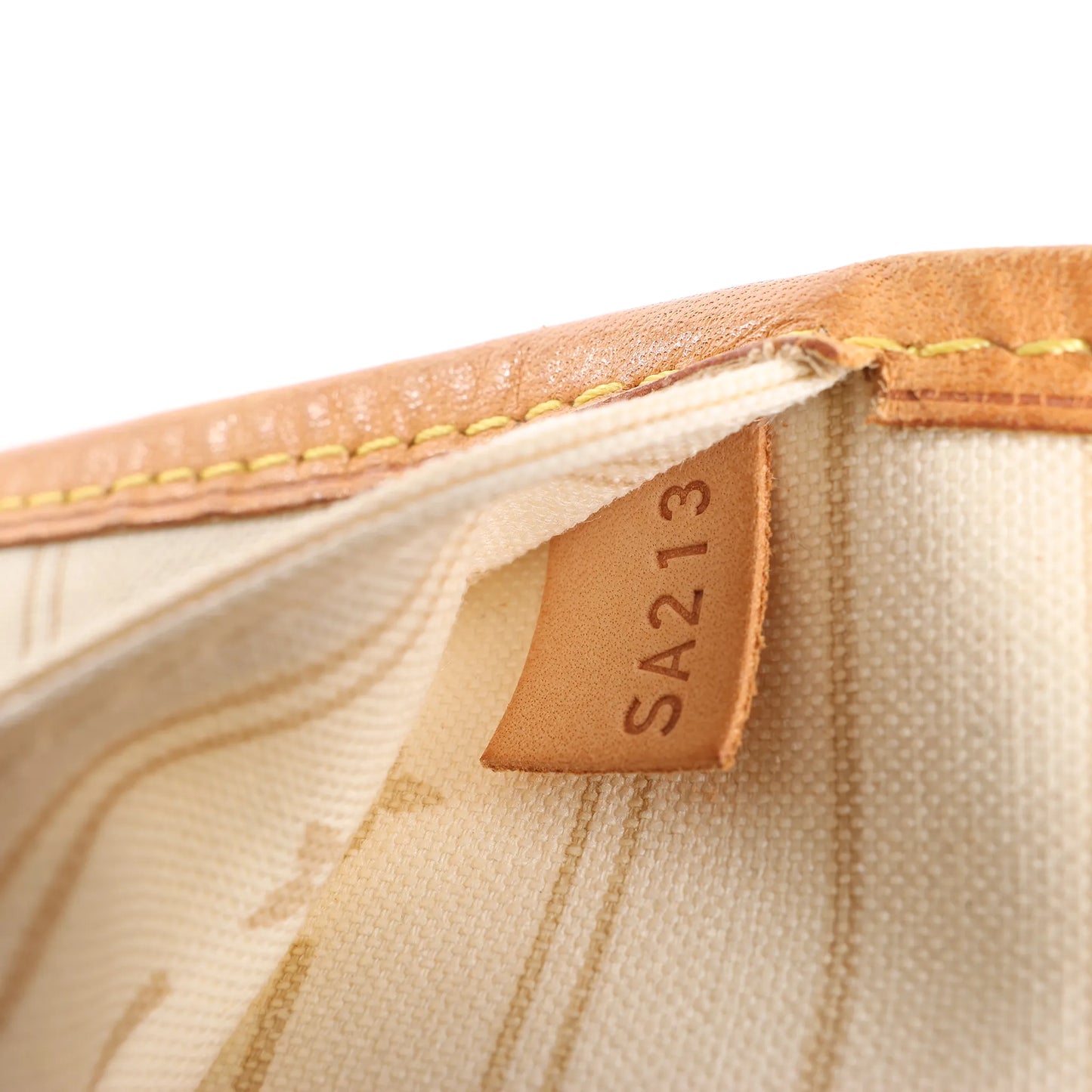 Louis Vuitton Neverfull MM Damier Azur Shoulder Bag in Beige N51107