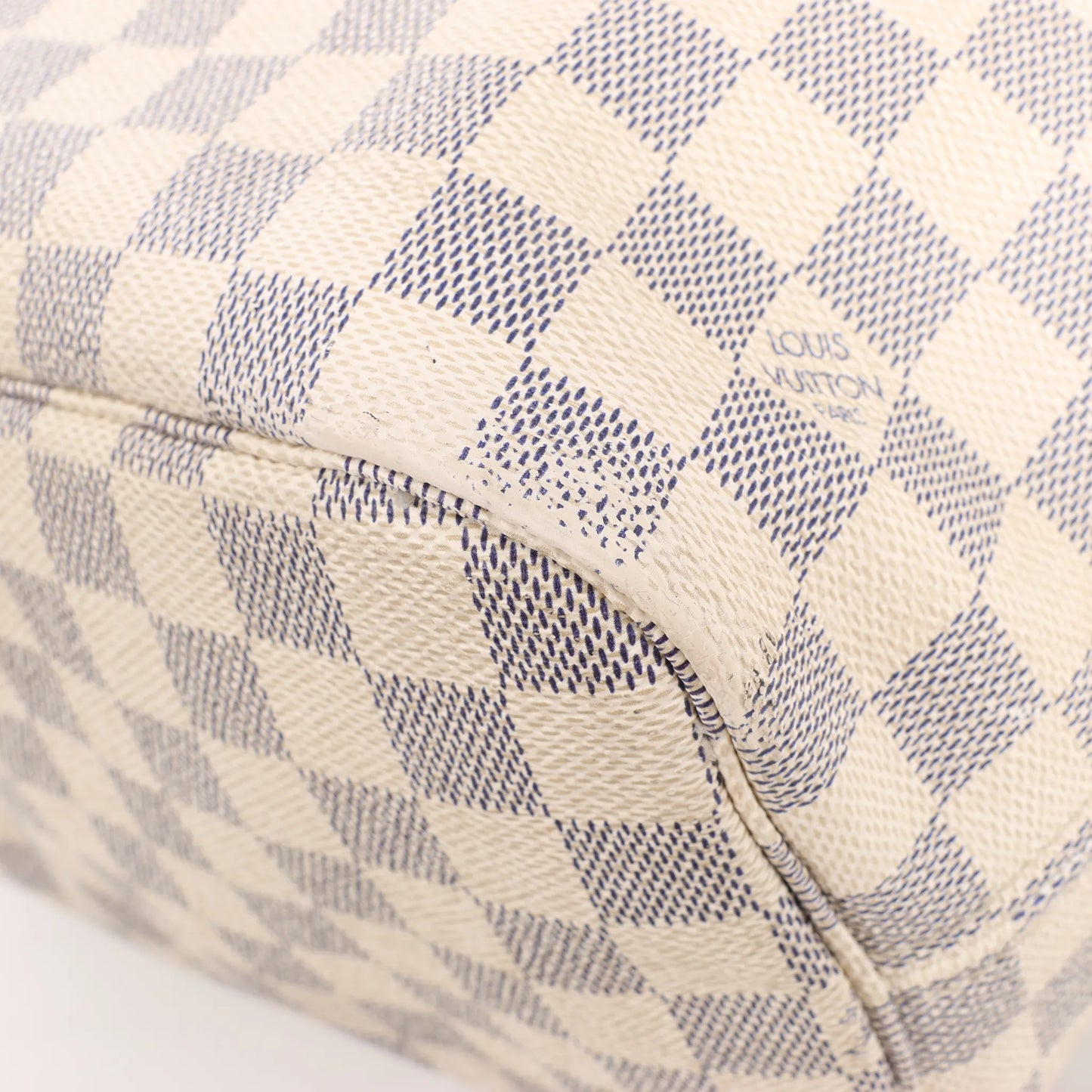 Louis Vuitton Neverfull MM Damier Azur Shoulder Bag in Beige N51107
