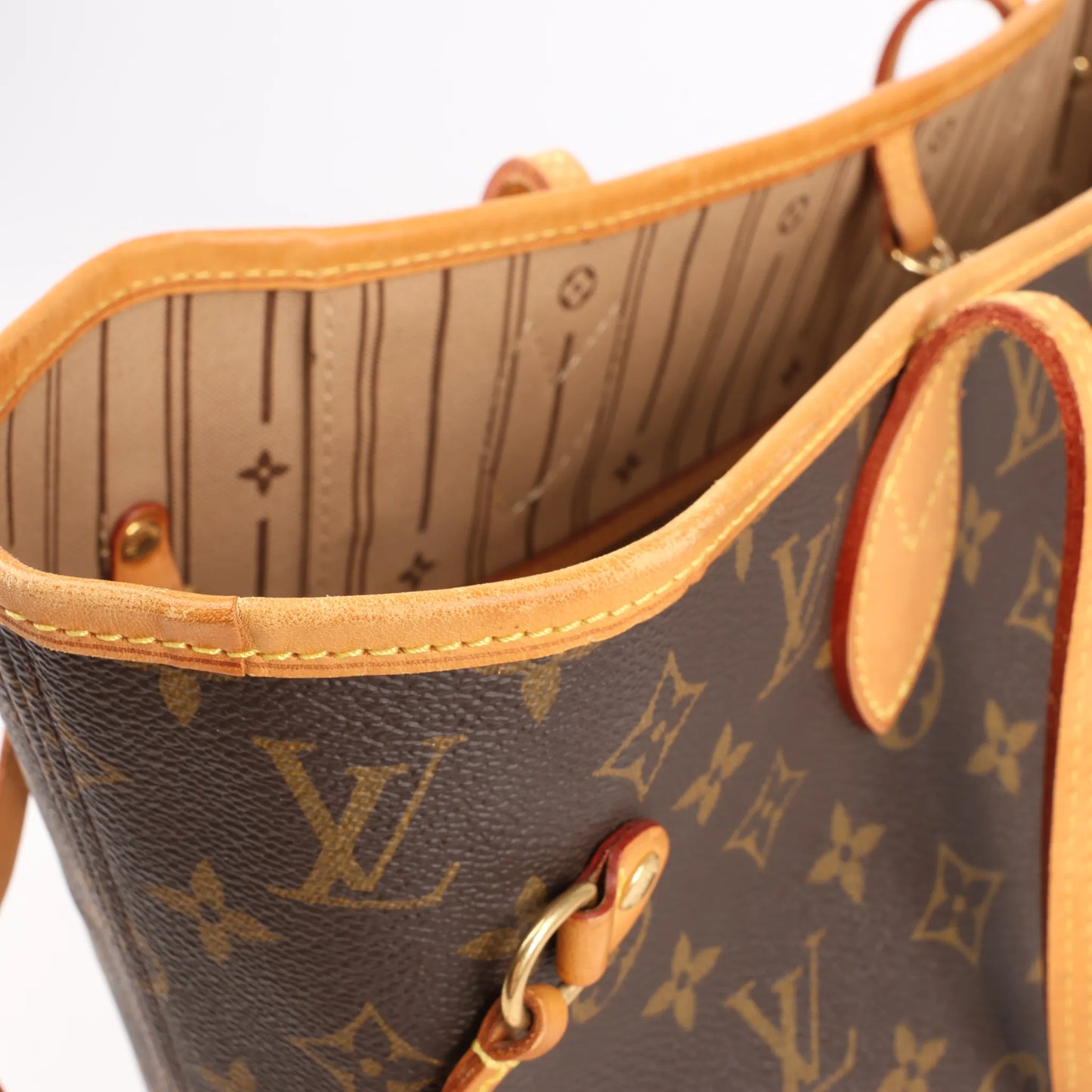 Louis Vuitton Monogram Neverfull MM Shoulder Bag in Brown M40156