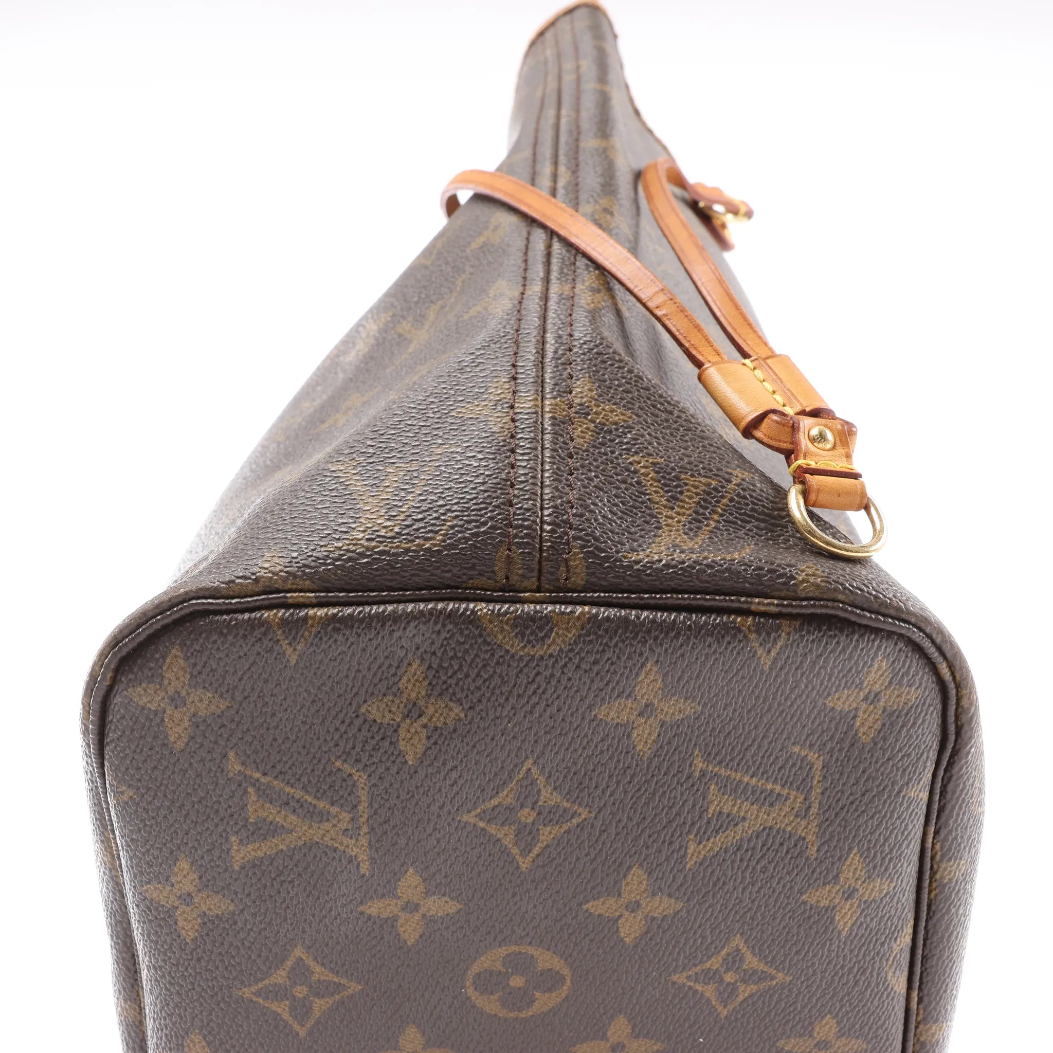 Louis Vuitton Neverfull MM Monogram Shoulder Bag in Brown M40156