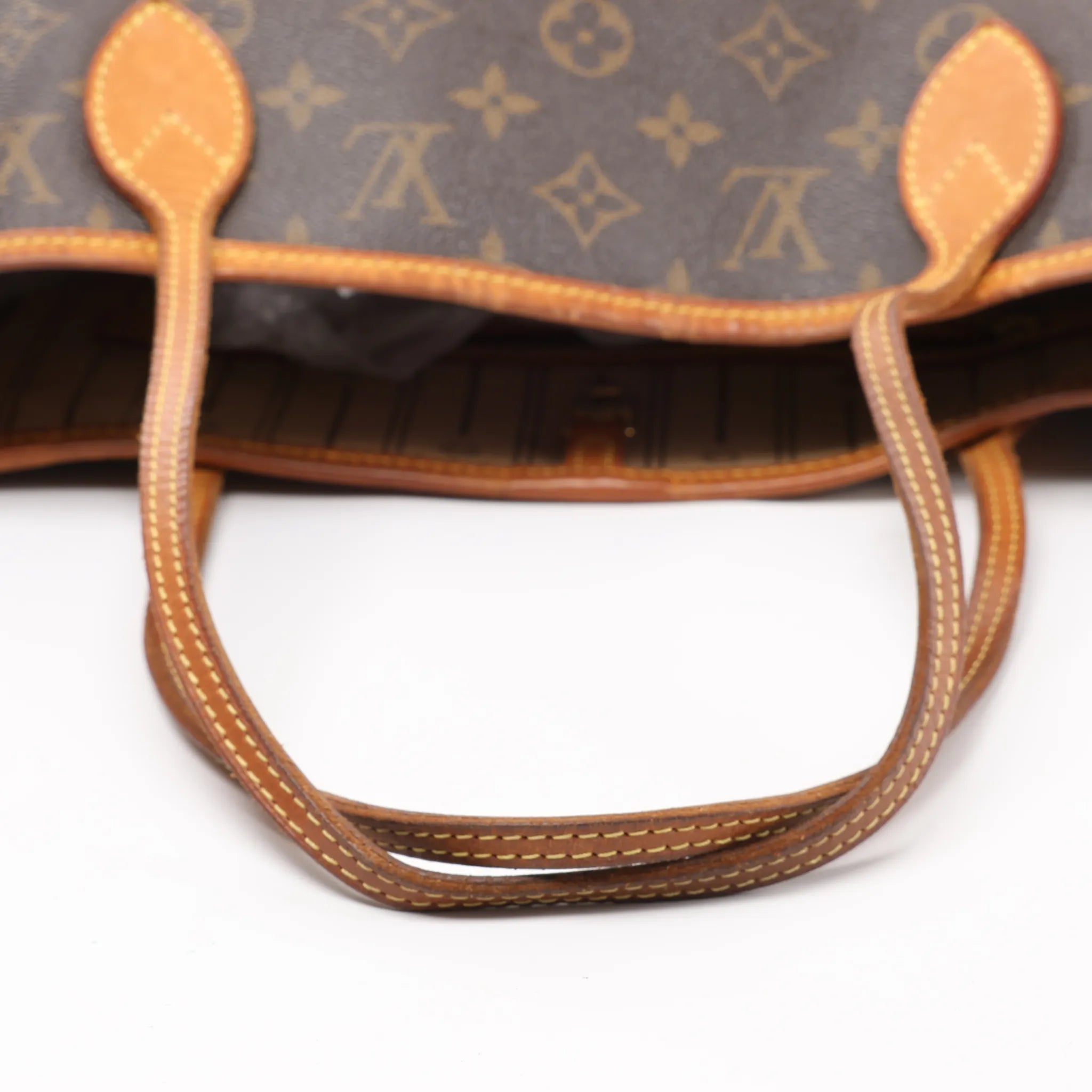 Louis Vuitton Neverfull MM Monogram Shoulder Bag in Brown M40156