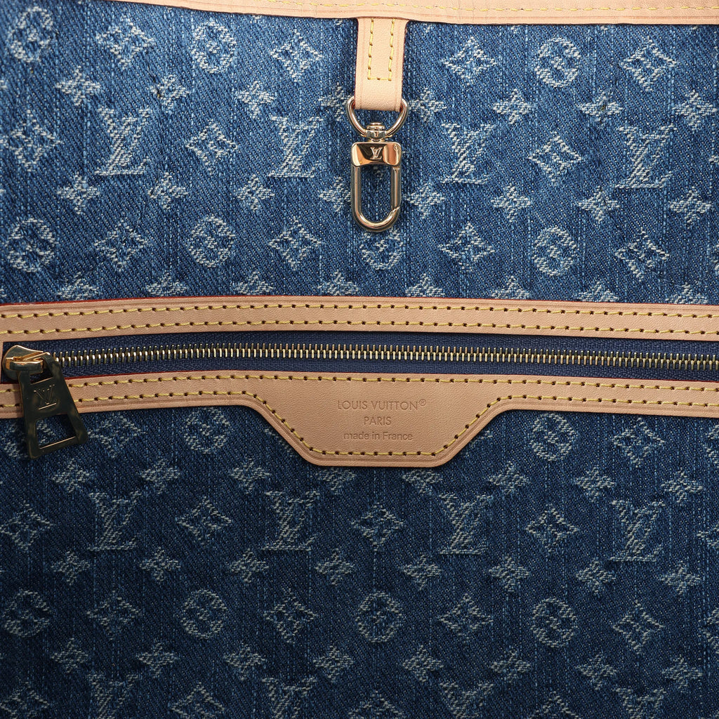 Louis Vuitton Neverfull MM Monogram Denim Shoulder Bag in Blue M13192