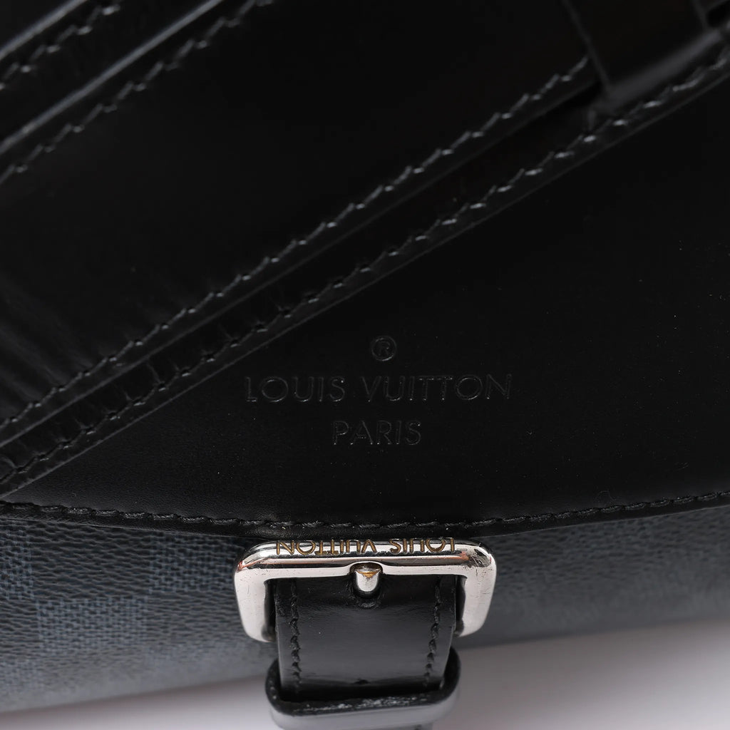 Louis Vuitton Newport PM Damier Cobalt Messenger Crossbody Bag in Black x Navy N41587