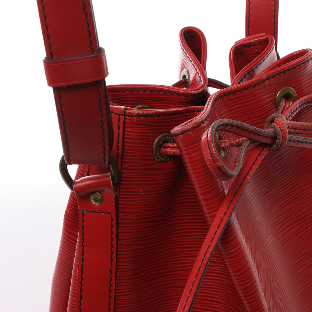 Louis Vuitton Noe Epi Leather Shoulder Bag in Red M44007
