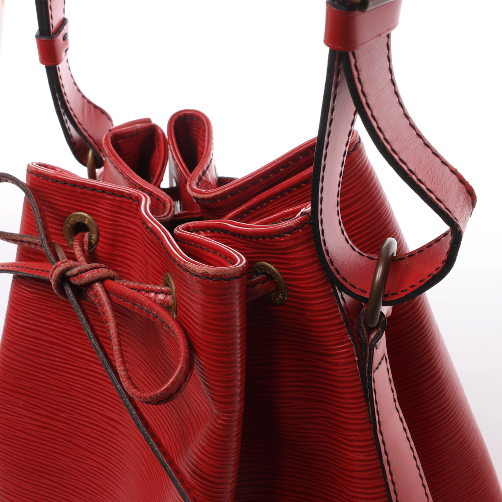 Louis Vuitton Noe Epi Leather Shoulder Bag in Red M44007