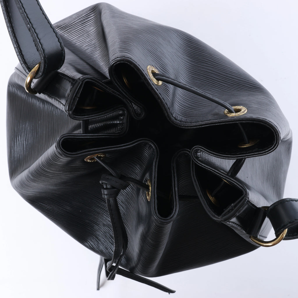Louis Vuitton Noe Epi Leather Shoulder Bag in Black M59002