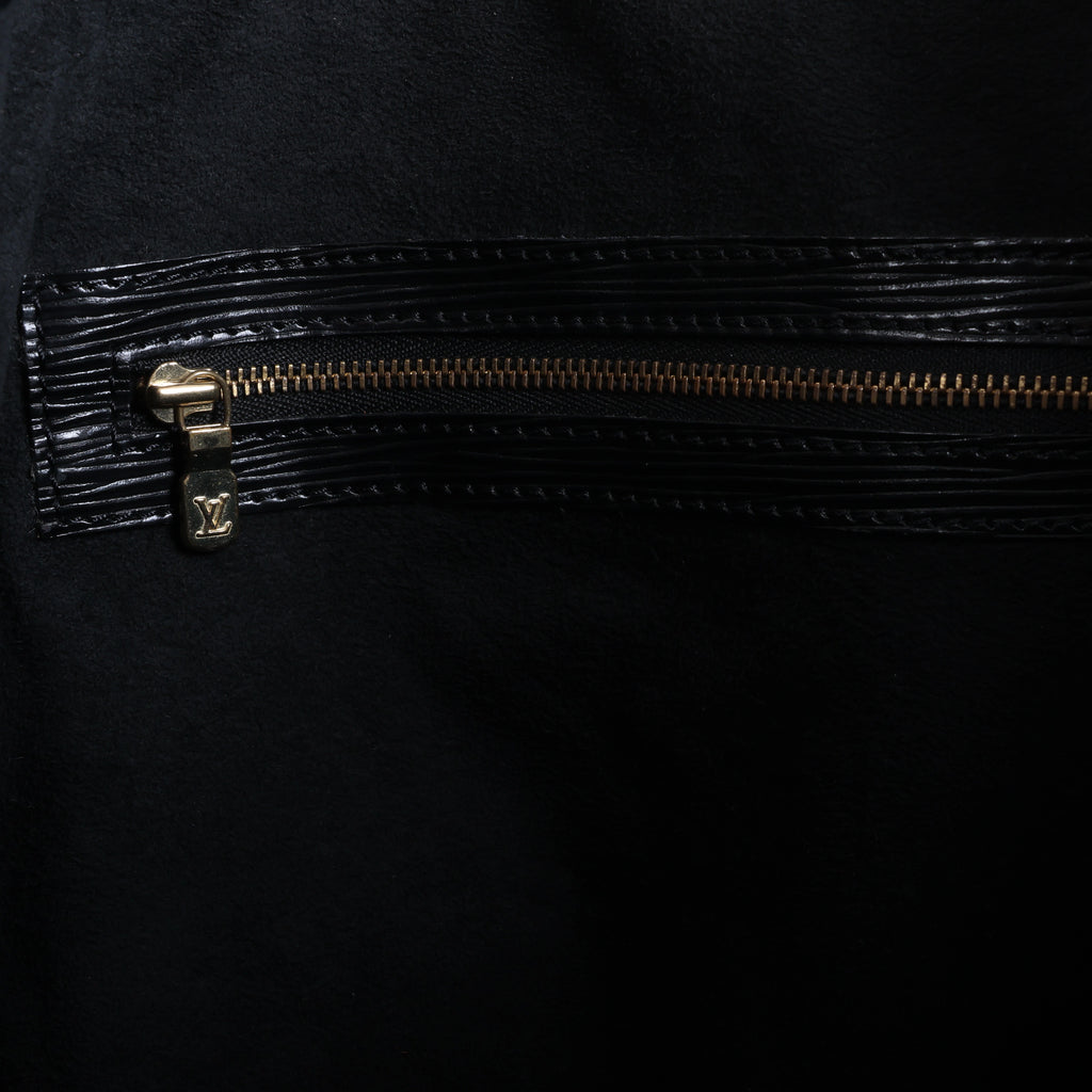 Louis Vuitton Noe Epi Leather Shoulder Bag in Black M59002