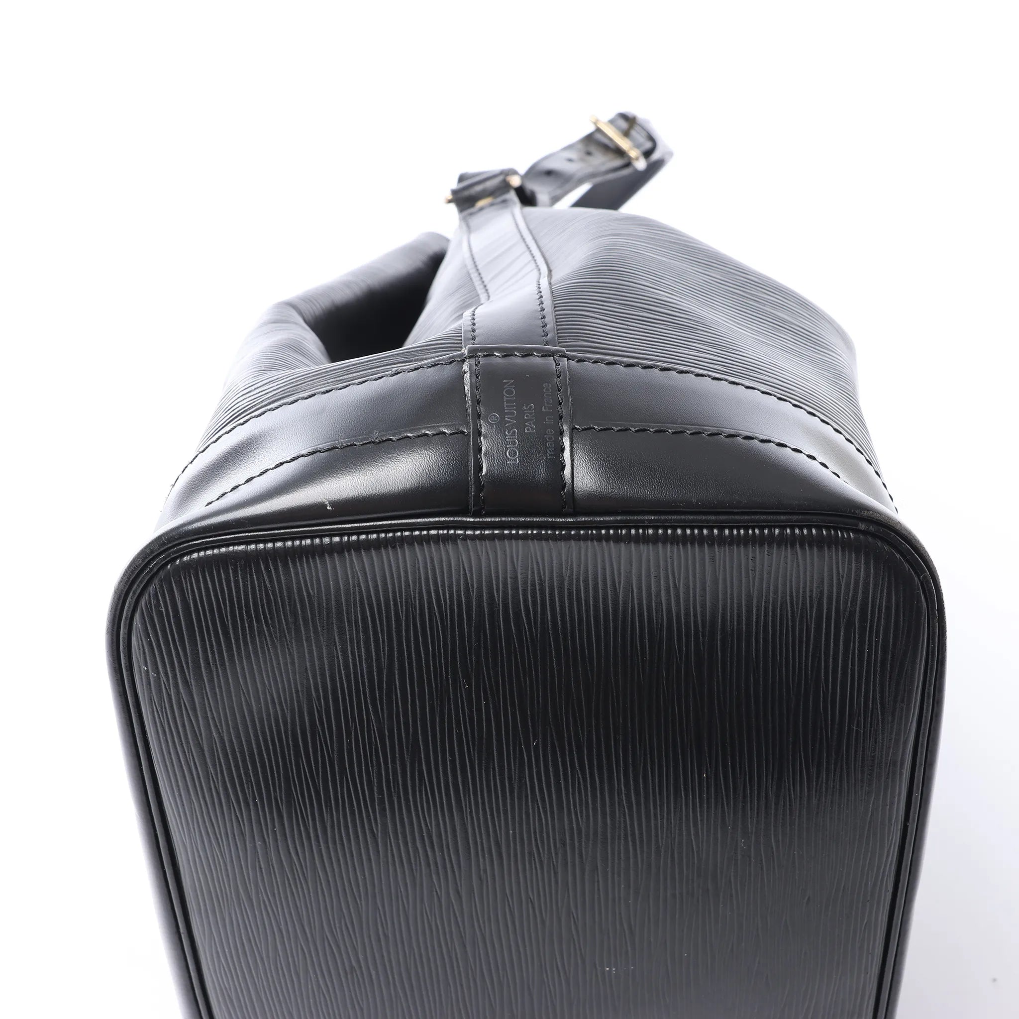 Louis Vuitton Noe Epi Leather Shoulder Bag in Black M59002