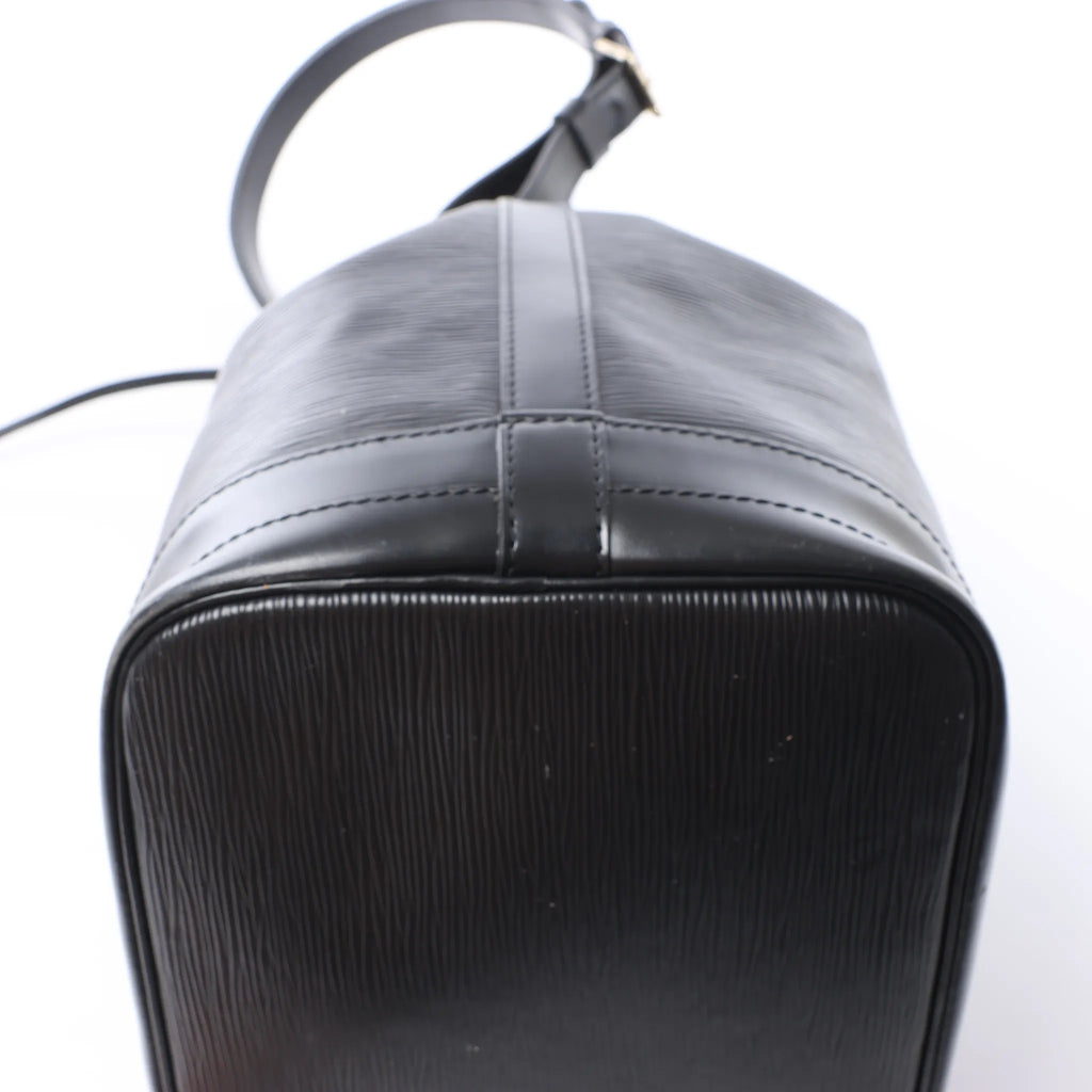 Louis Vuitton Noe Epi Leather Shoulder Bag in Black M59002