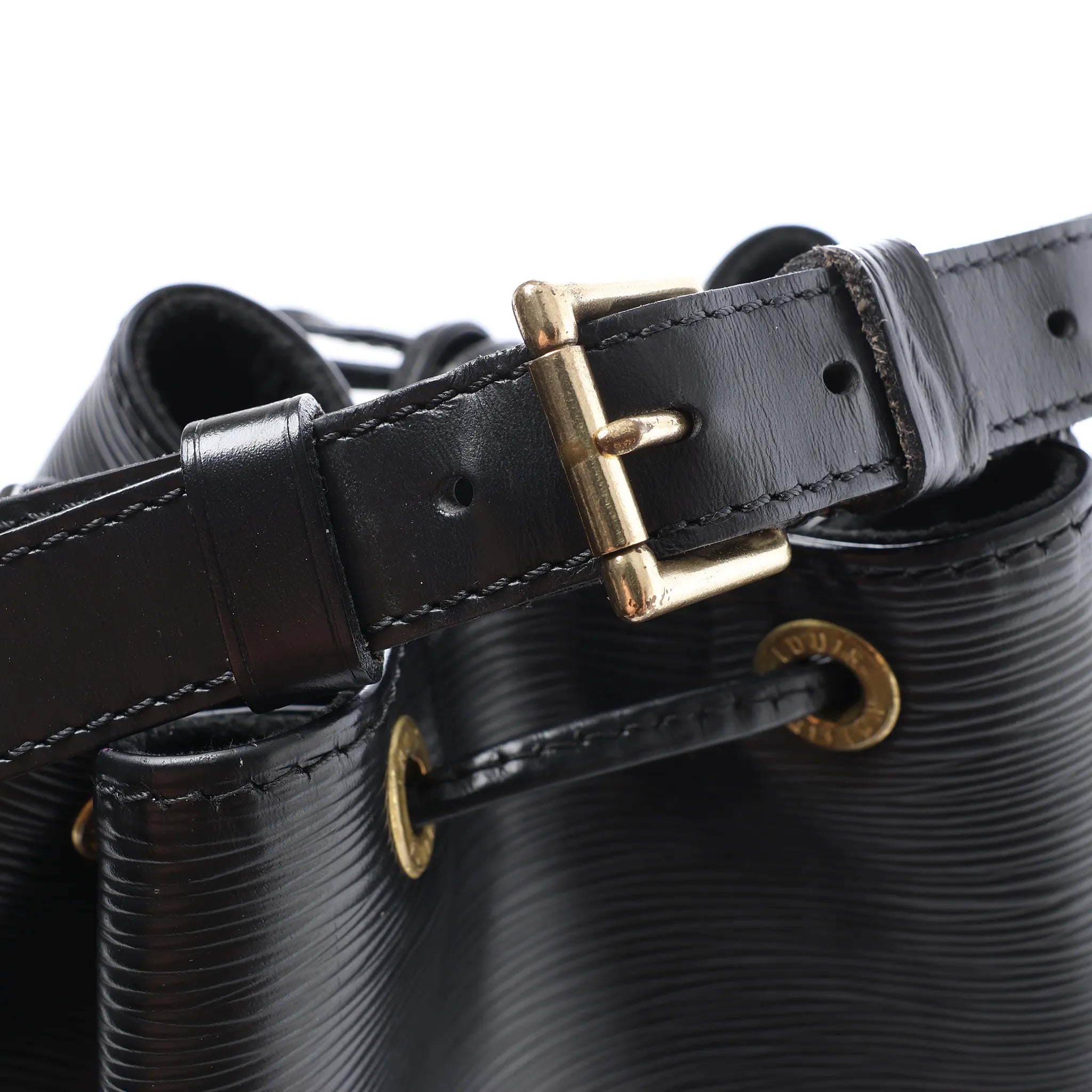 Louis Vuitton Noe Epi Leather Shoulder Bag in Black M59002