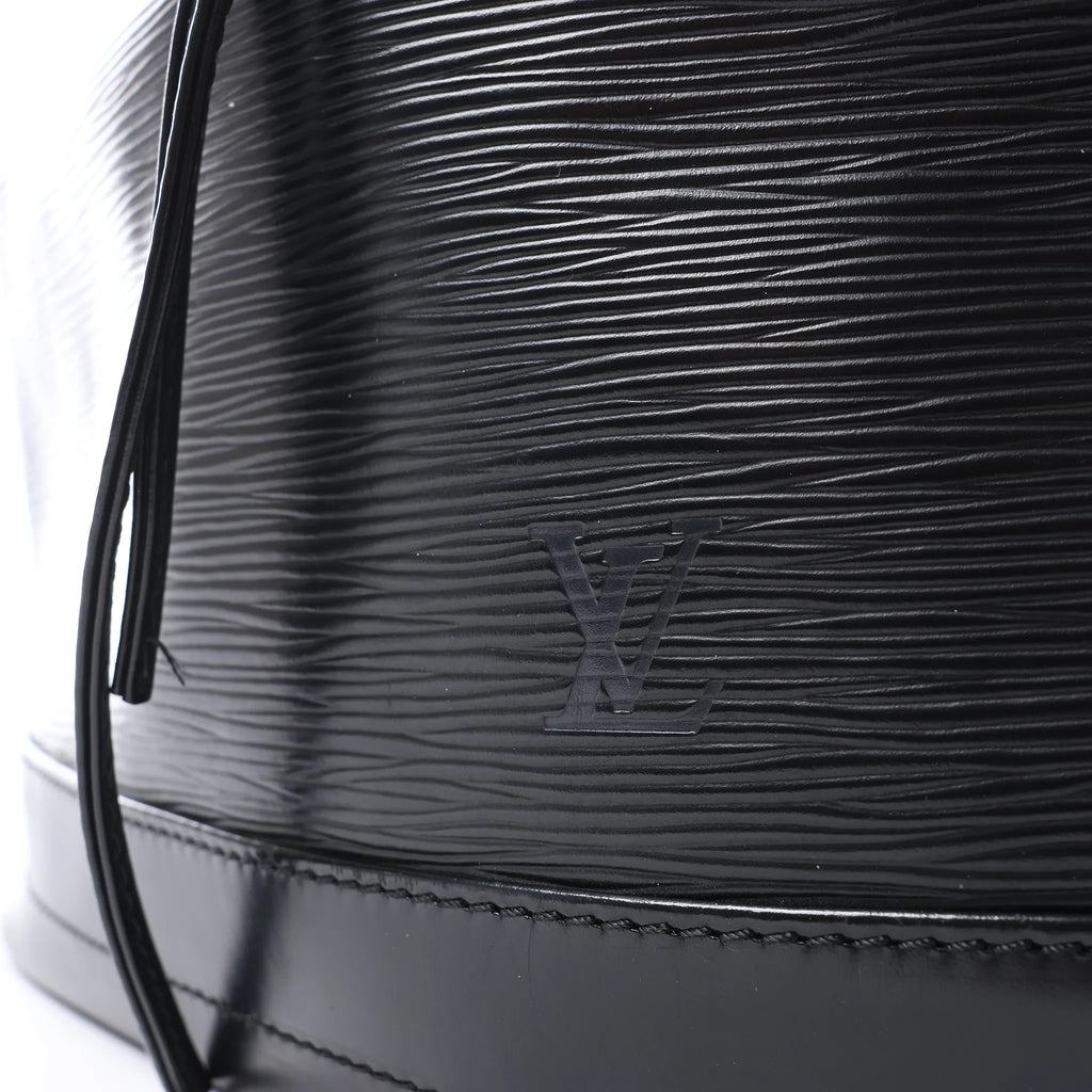 Louis Vuitton Noe Epi Leather Shoulder Bag in Black M59002