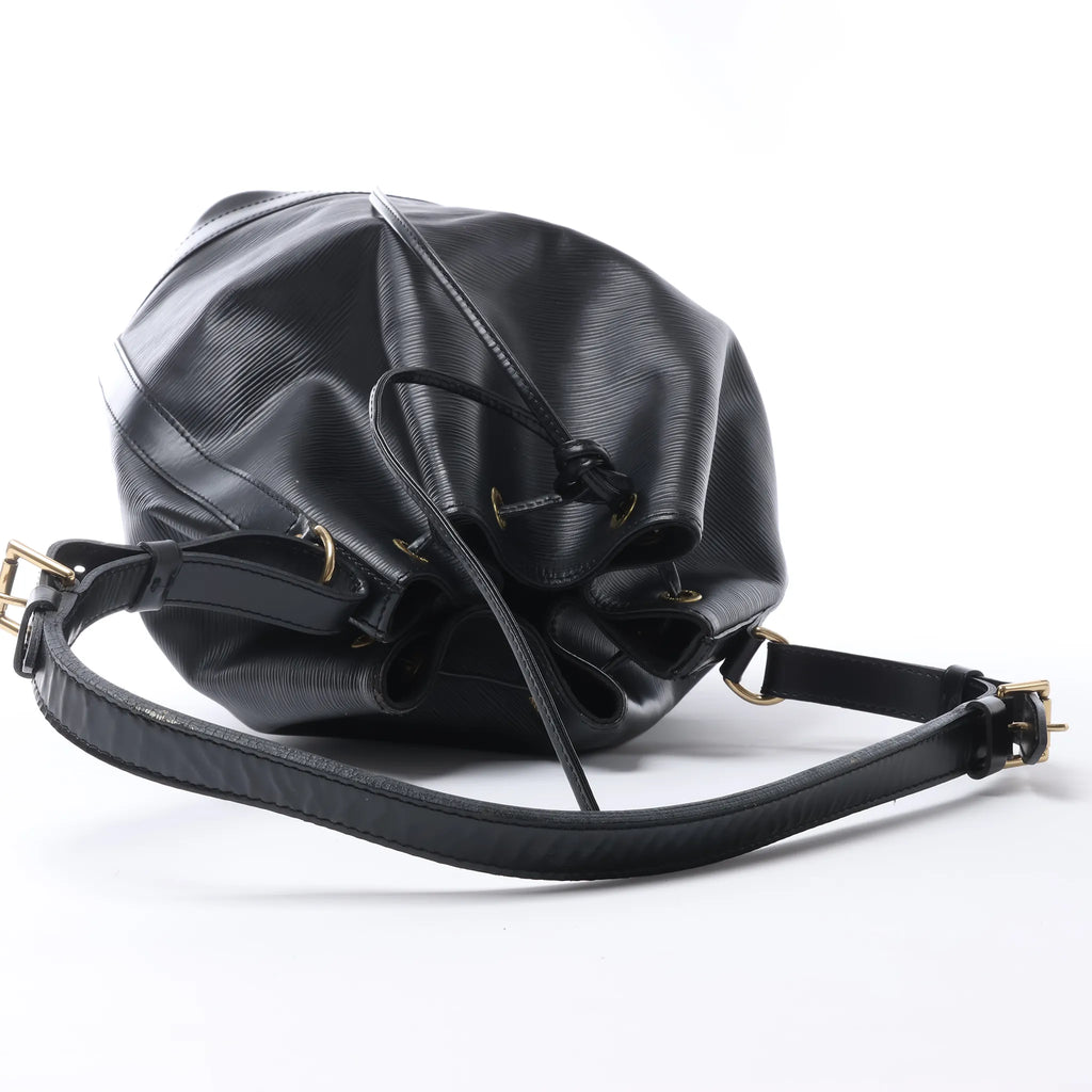 Louis Vuitton Noe Epi Leather Shoulder Bag in Black M59002