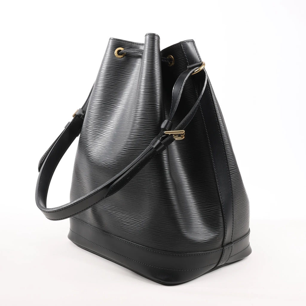 Louis Vuitton Noe Epi Leather Shoulder Bag in Black M59002