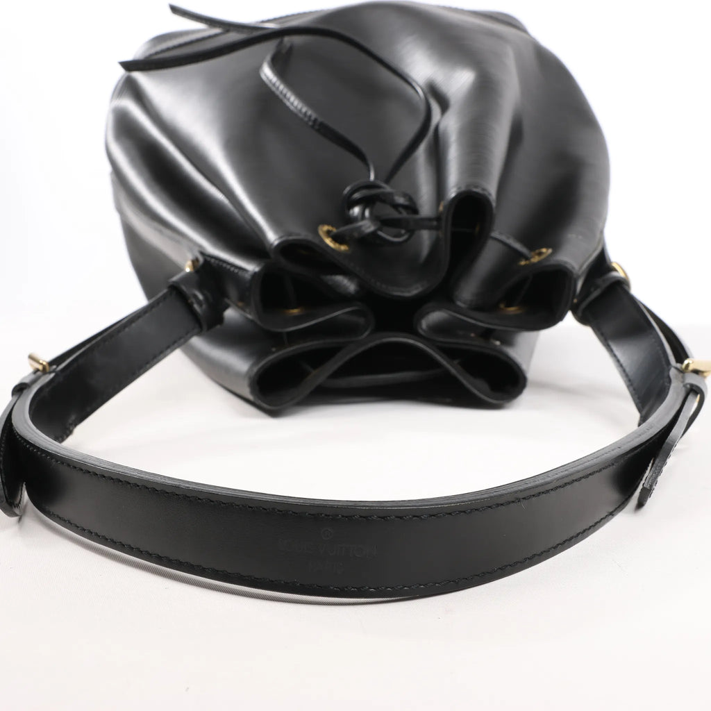 Louis Vuitton Noe Epi Leather Shoulder Bag in Black M59002