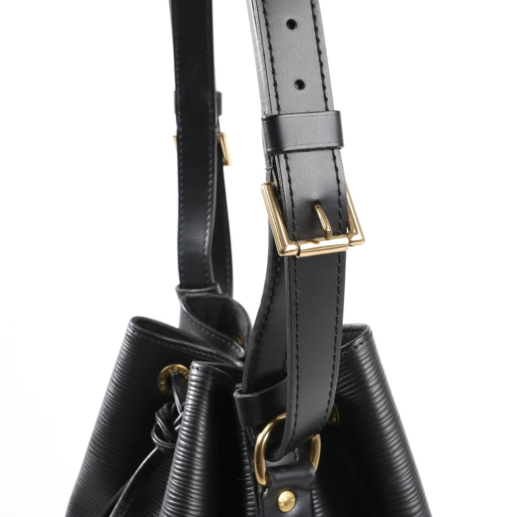 Louis Vuitton Noe Epi Leather Shoulder Bag in Black M59002