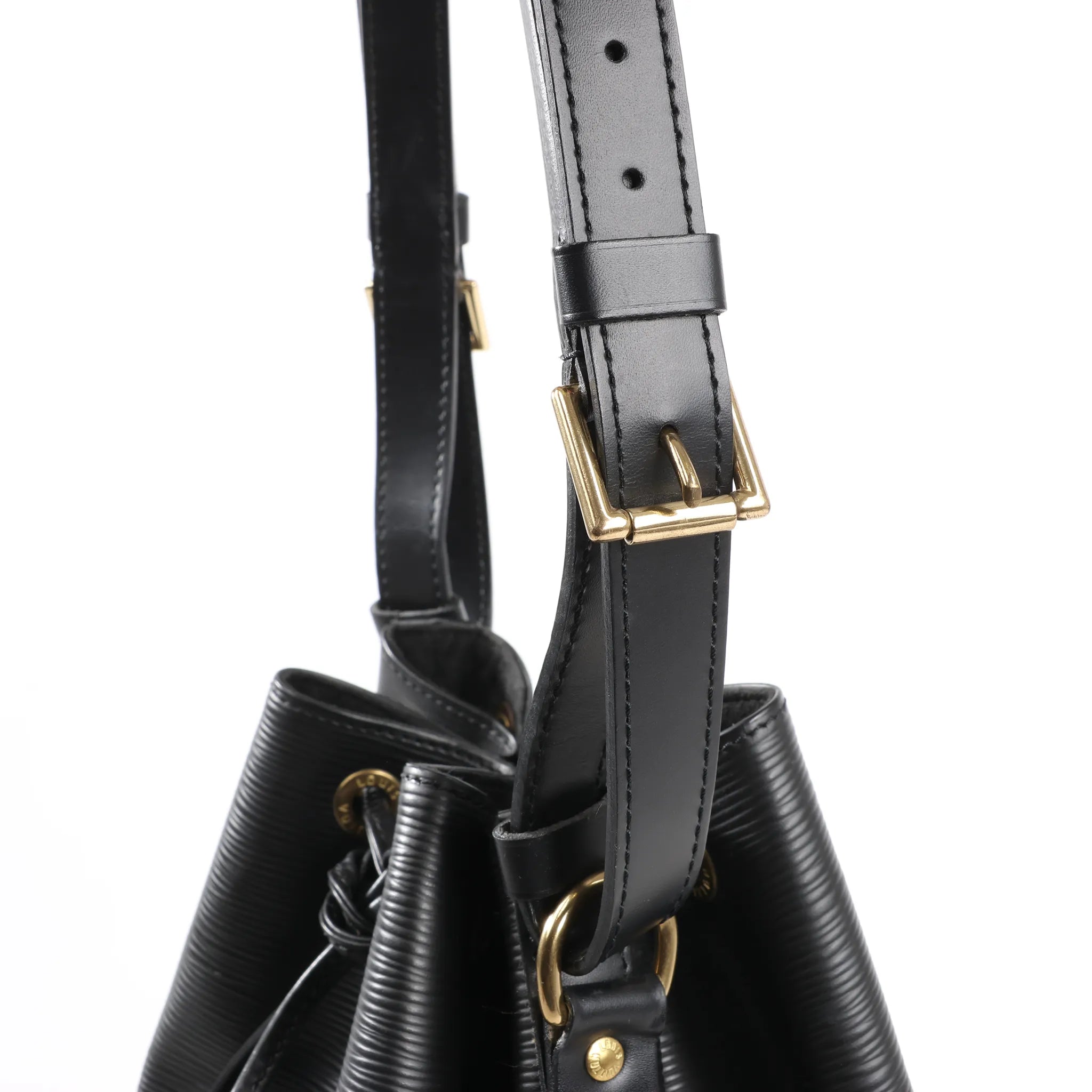 Louis Vuitton Noe Epi Leather Shoulder Bag in Black M59002