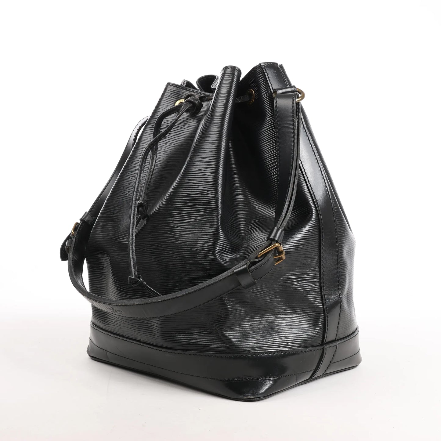 Louis Vuitton Noe Epi Leather Shoulder Bag in Black M59002