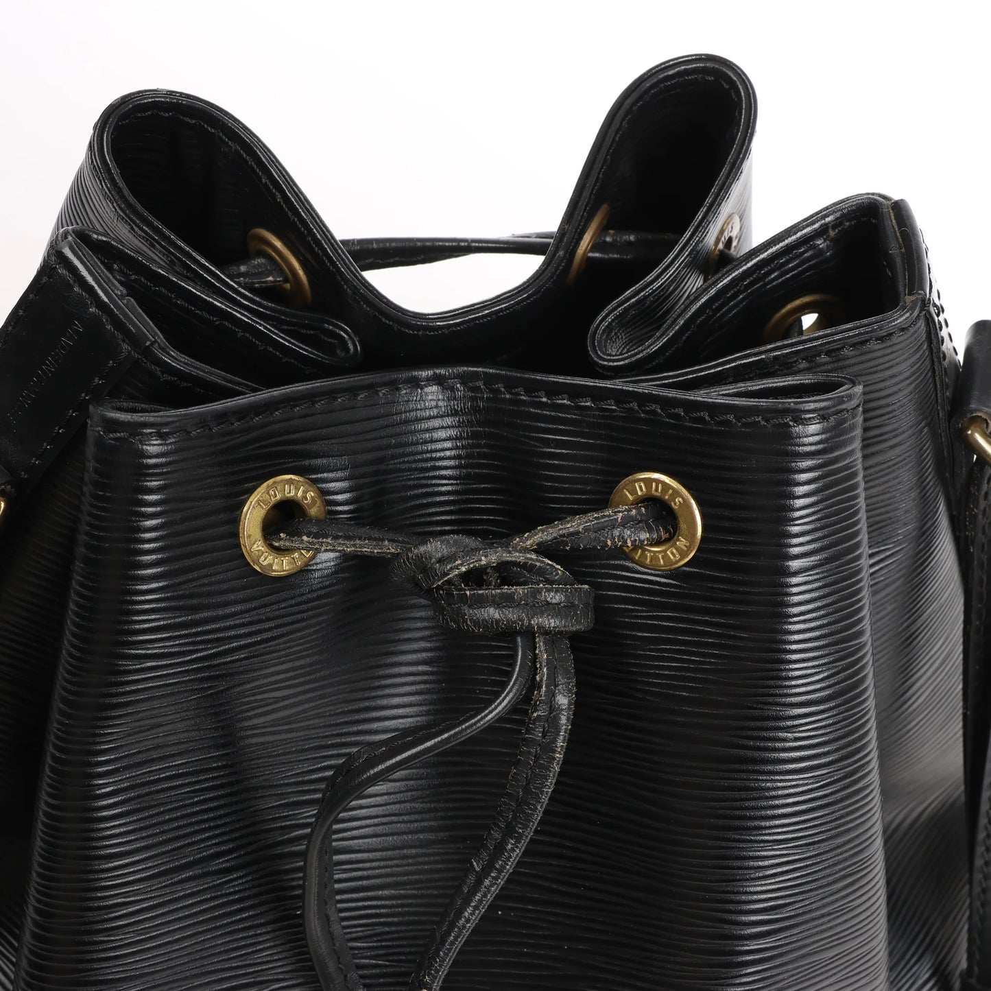 Louis Vuitton Noe Epi Leather Shoulder Bag in Black M59002
