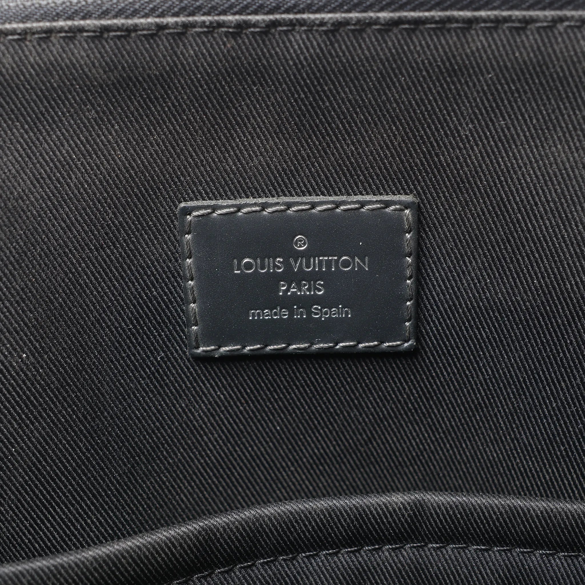 Louis Vuitton Oliver Damier Cobalt Handbag in Black x Navy Blue N51199