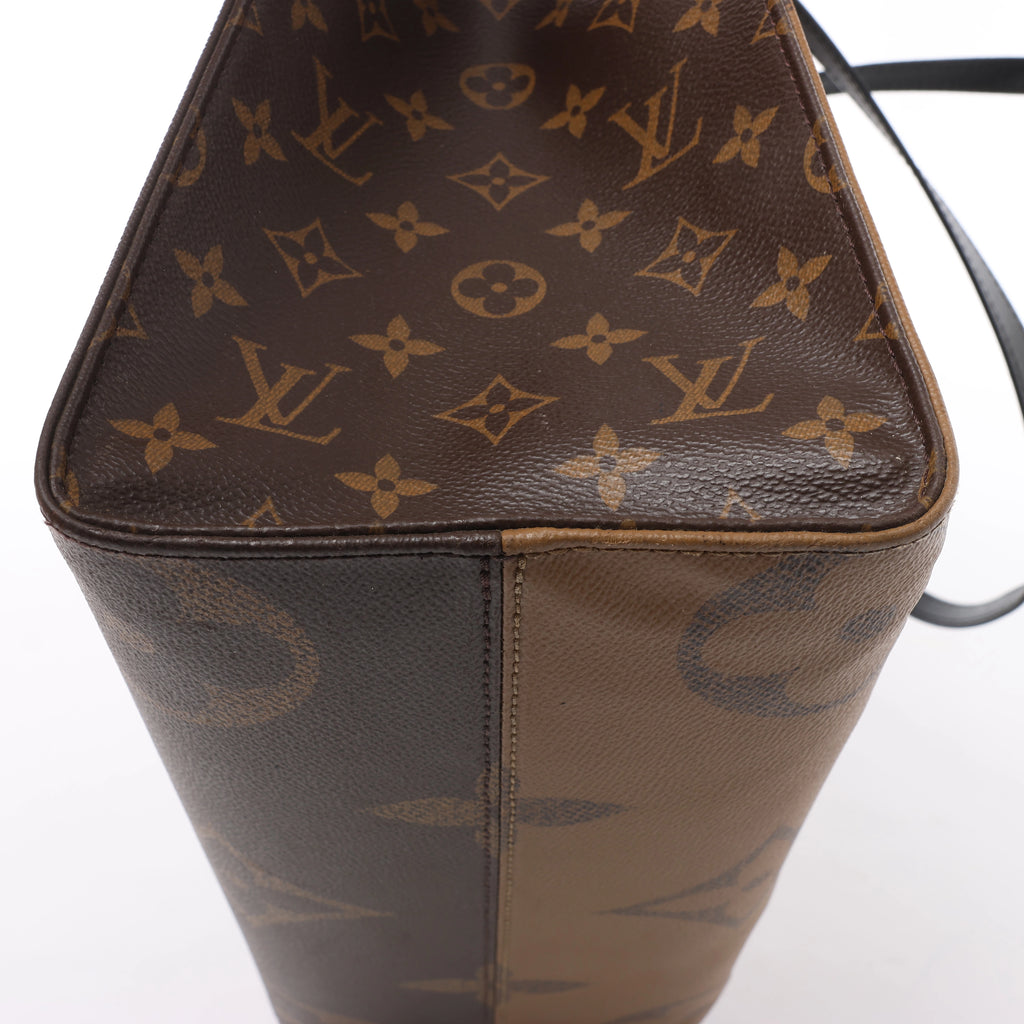 Louis Vuitton OnTheGo MM Giant Monogram Reverse 2Way Handbag in Brown M45321