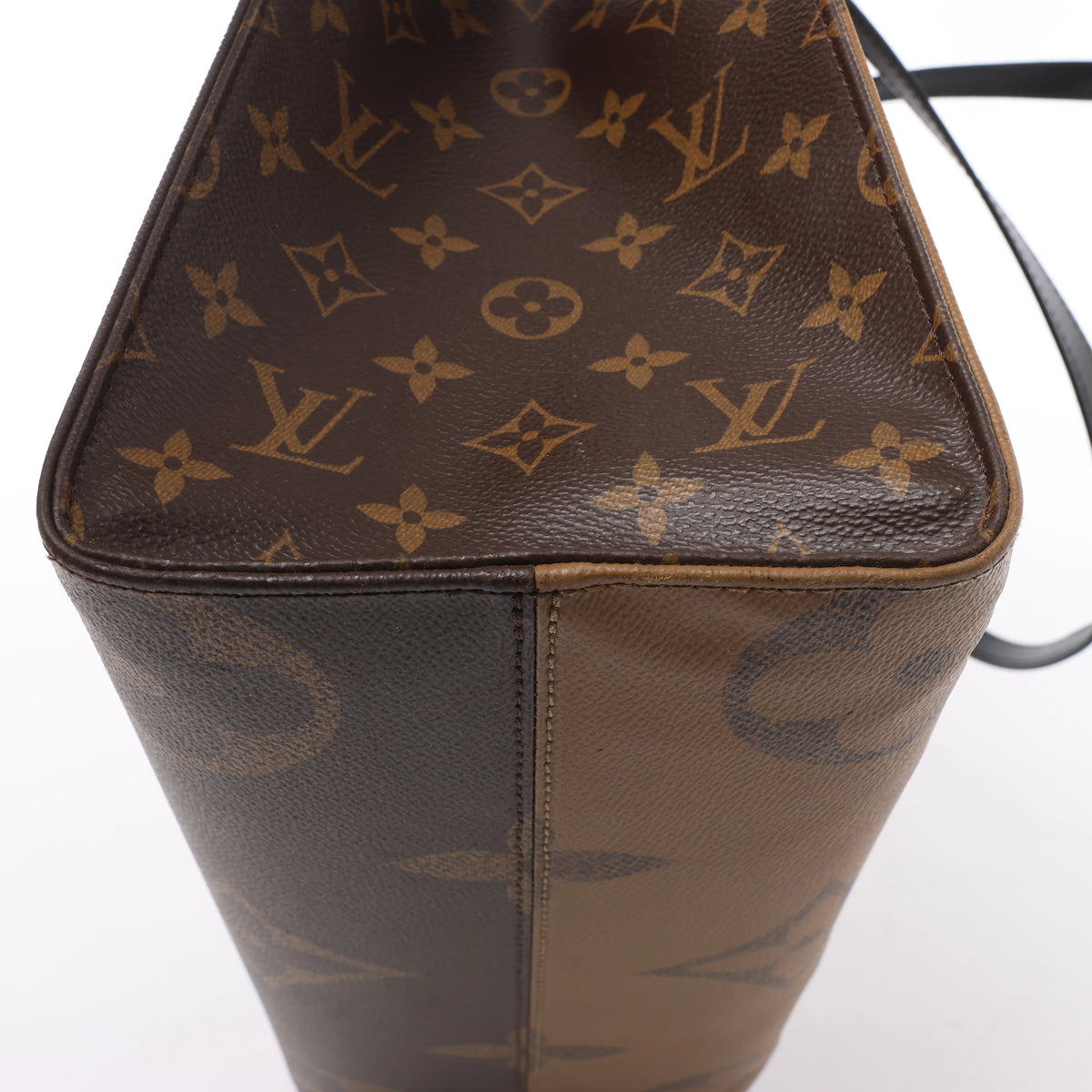 Louis Vuitton OnTheGo MM Giant Monogram Reverse 2Way Handbag in Brown M45321