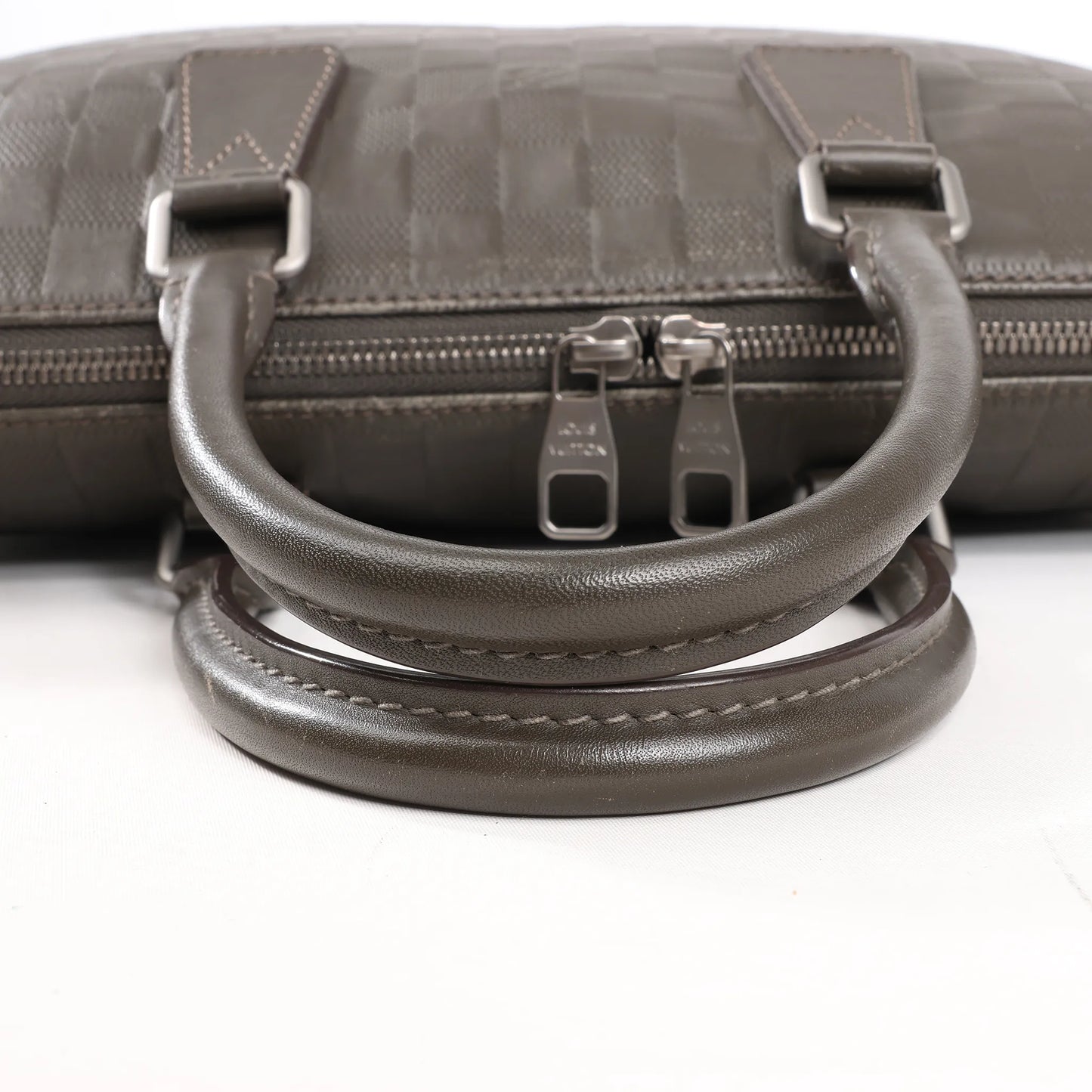 Louis Vuitton Damier Infini Porte-Documents Jour Sac à main en kaki