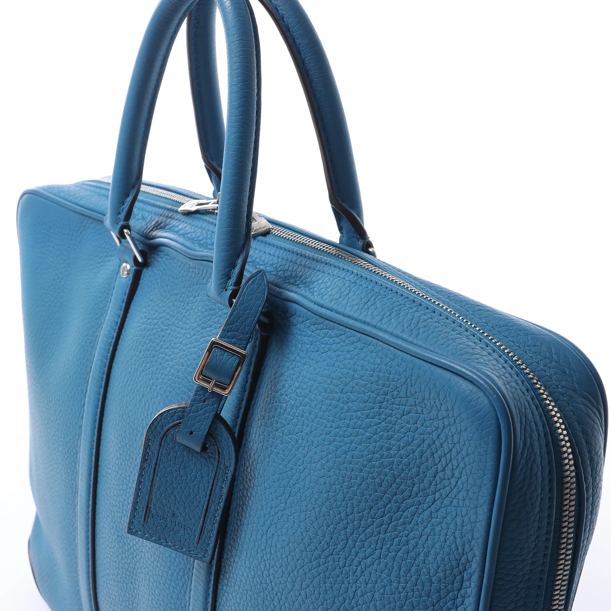 Louis Vuitton Porte Documents Voyages Cuir Taurillon Handbag in Blue M56000